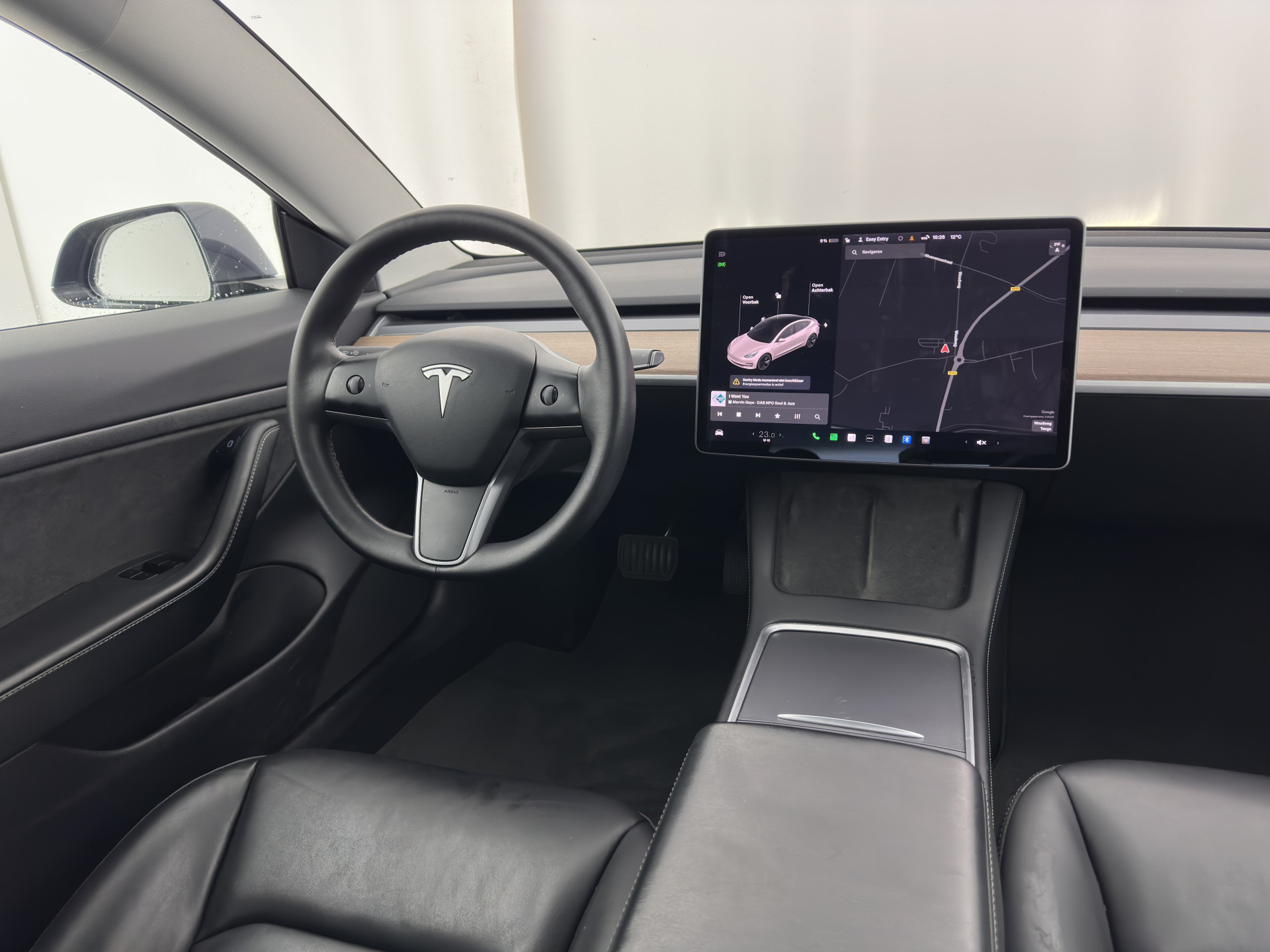Tesla Model 3 Standard RWD Plus 60 kWh [ 3-Fase ] (INCL-BTW) Aut. *PANO | AUTO-PILOT | LEATHER | KEYLESS | FULL-LED | MEMORY-PACK | TOP-VIEW | DAB | CARPLAY | DIGI-COCKPIT | LANE-ASSIST | COMFORT-SEATS | 18"ALU*