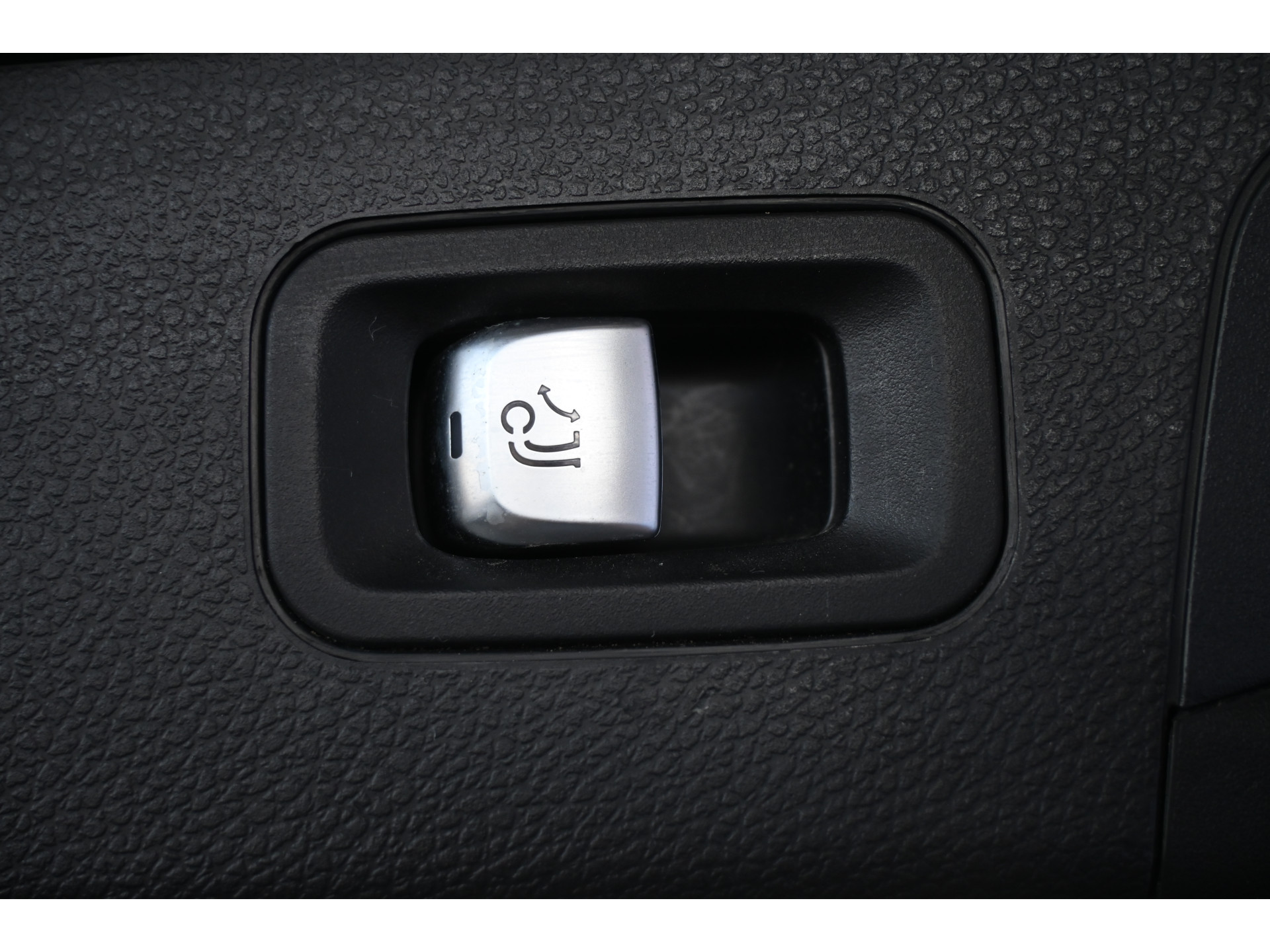 Mercedes-Benz GLC-klasse 350e 4MATIC Business Solution Automaat Navigatie Stoelverwarming Trekhaak Rijklaaprijs! Inruil Mogelijk!