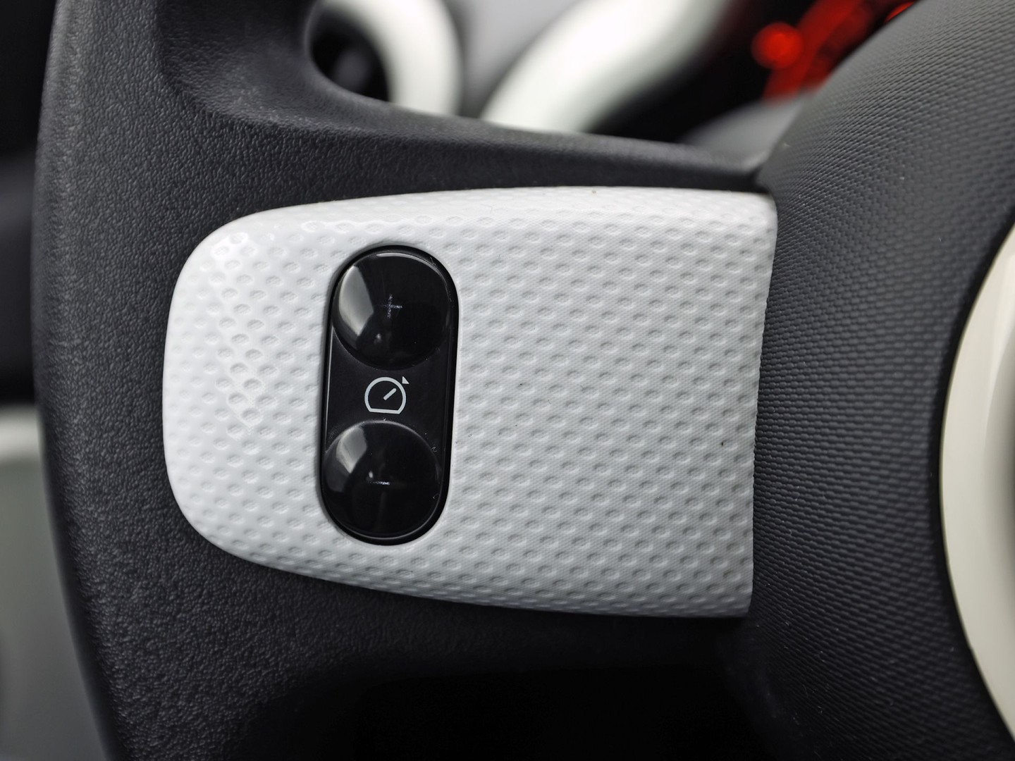 Renault Twingo 1.0 SCe Collection (AIRCO, ELEK RAMEN, CRUISE, SPORTSTOELEN, NIEUWE APK, NIEUWSTAAT)