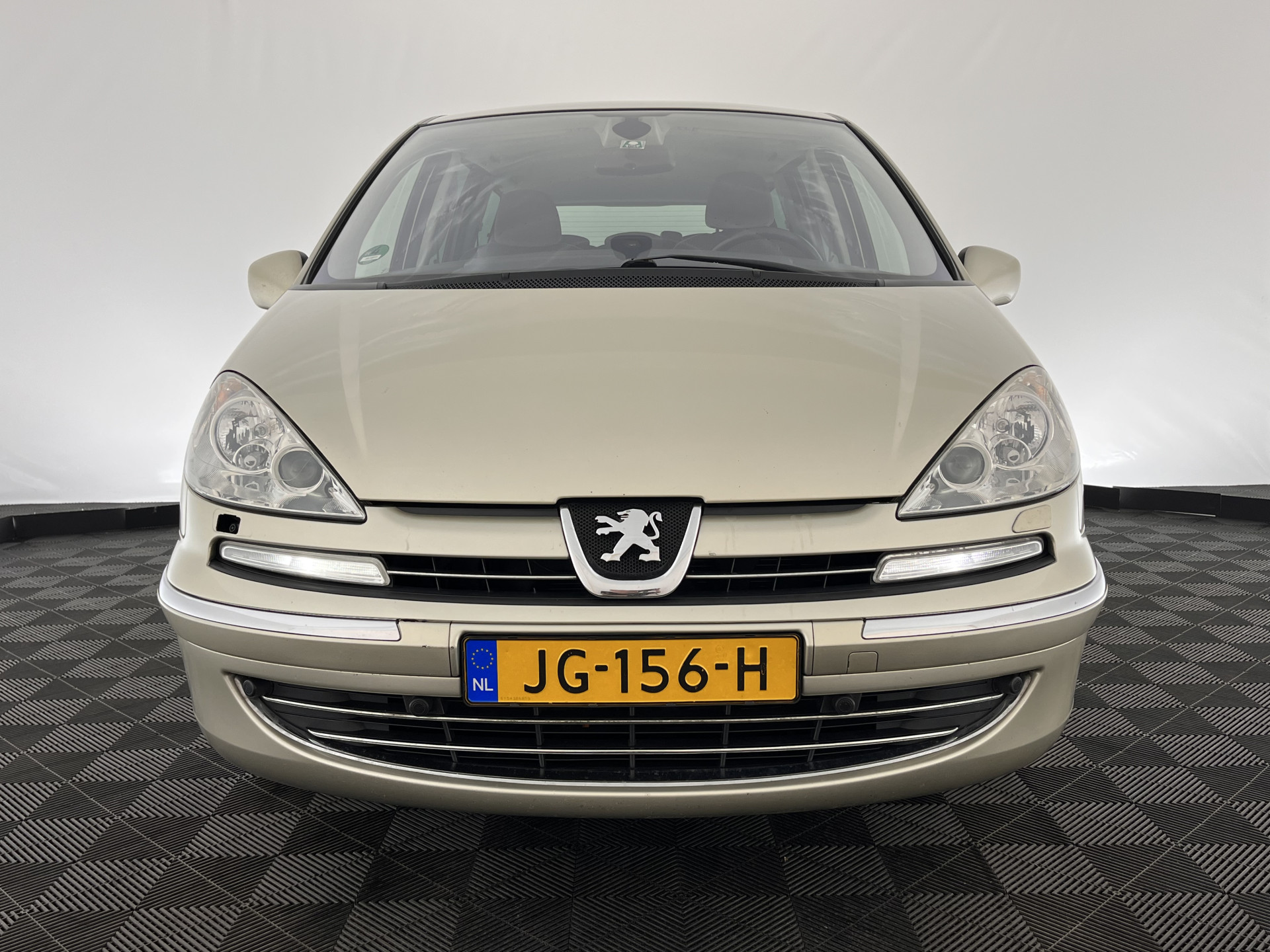 Peugeot 807 2.0 HDiF ST [ 7-Pers. ] Aut. *NAVI-FULLMAP | XENON | VELOURS-COMFORT-SEATS | HEATED-SEATS | ECC | PDC | CRUISE | TOWBAR | 16''ALU*