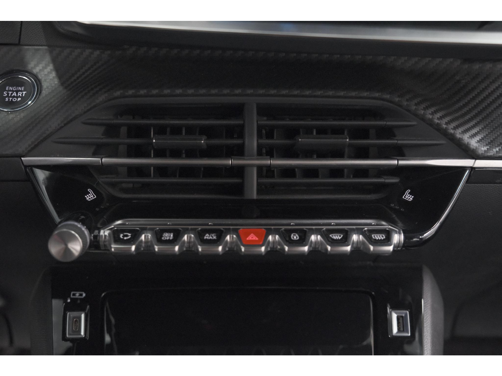 Peugeot 2008 PureTech 130 Allure Pack | Camera | Adaptieve Cruise Control | Apple Carplay | Stoelverwarming