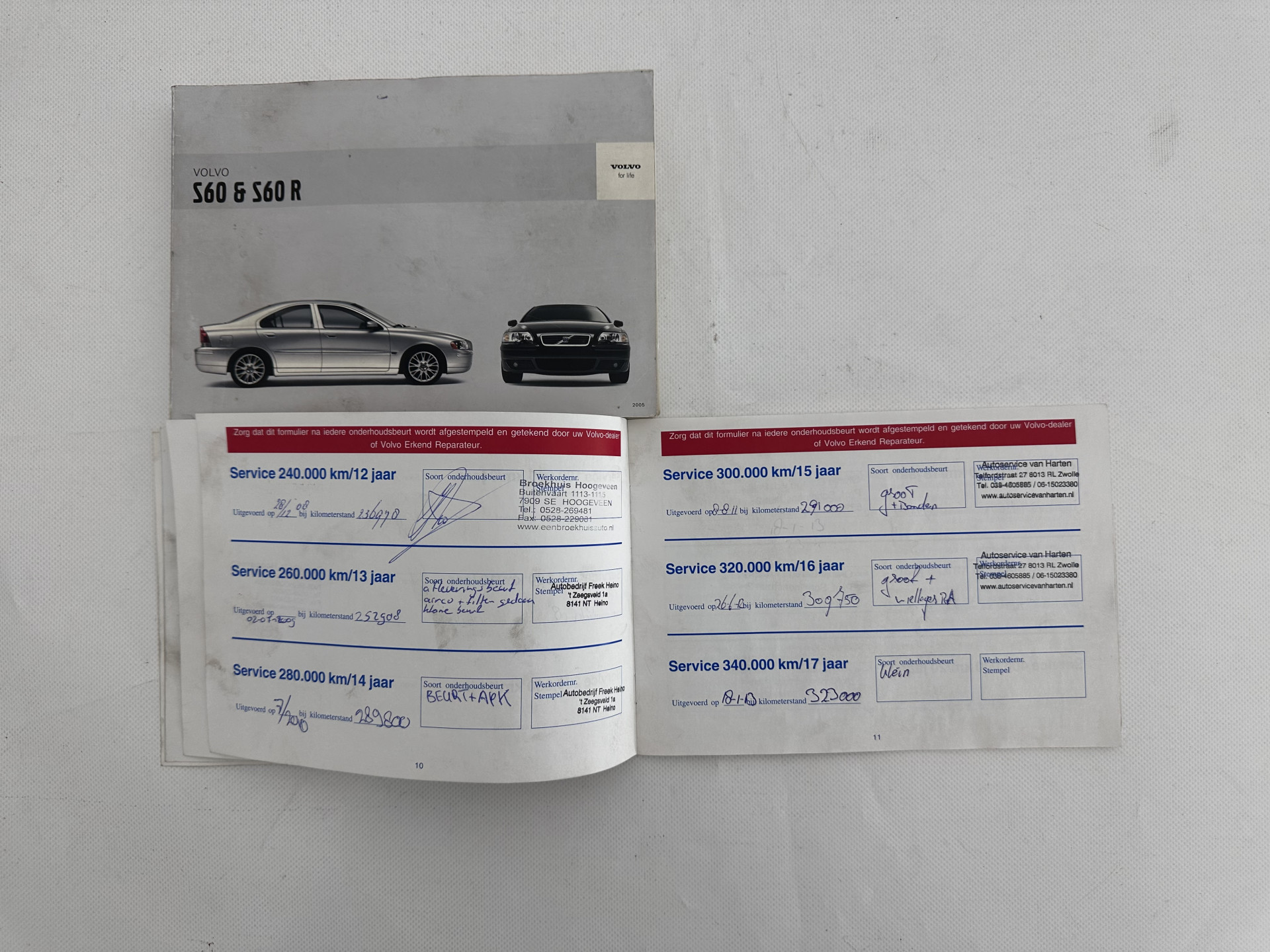 Volvo S60 2.4 D5 Momentum Aut.*NAVI-FULLMAP | LEATHER-FABRIC | ECC | CRUISE | PDC | TOWBAR | HEATED-COMFORTSEATS | 17"ALU*