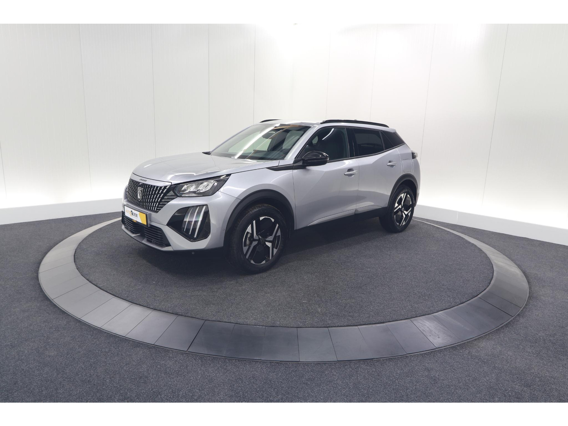 Peugeot 2008 Hybrid 136 e-DCS6 Allure | 360 Camera | Adaptieve Cruise Control | Dodehoekdetectie | Navigatie