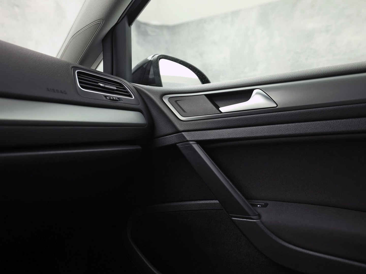 Volkswagen Golf Variant 1.2 TSI Sport (NAVIGATIE, BLUETOOTH, CLIMATE, NAP, TREKHAAK, SPORTSTOELEN, ARMSTEUN, LM VELGEN, ELEK PAKKET, NIEUWSTAAT)