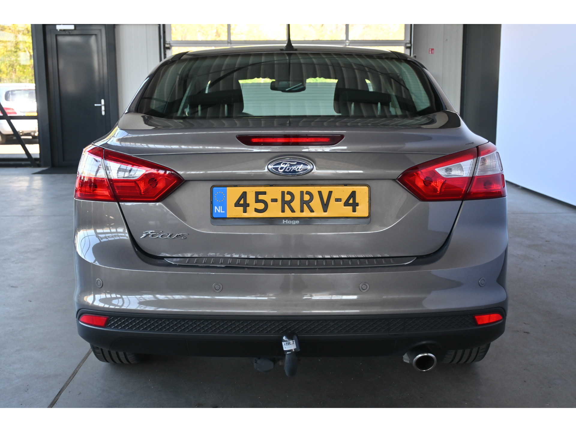 Ford Focus 1.6 EcoBoost Titanium Clima Trekhaak Pdc Cruise control 100% Onderhouden! Inruil Mogelijk!