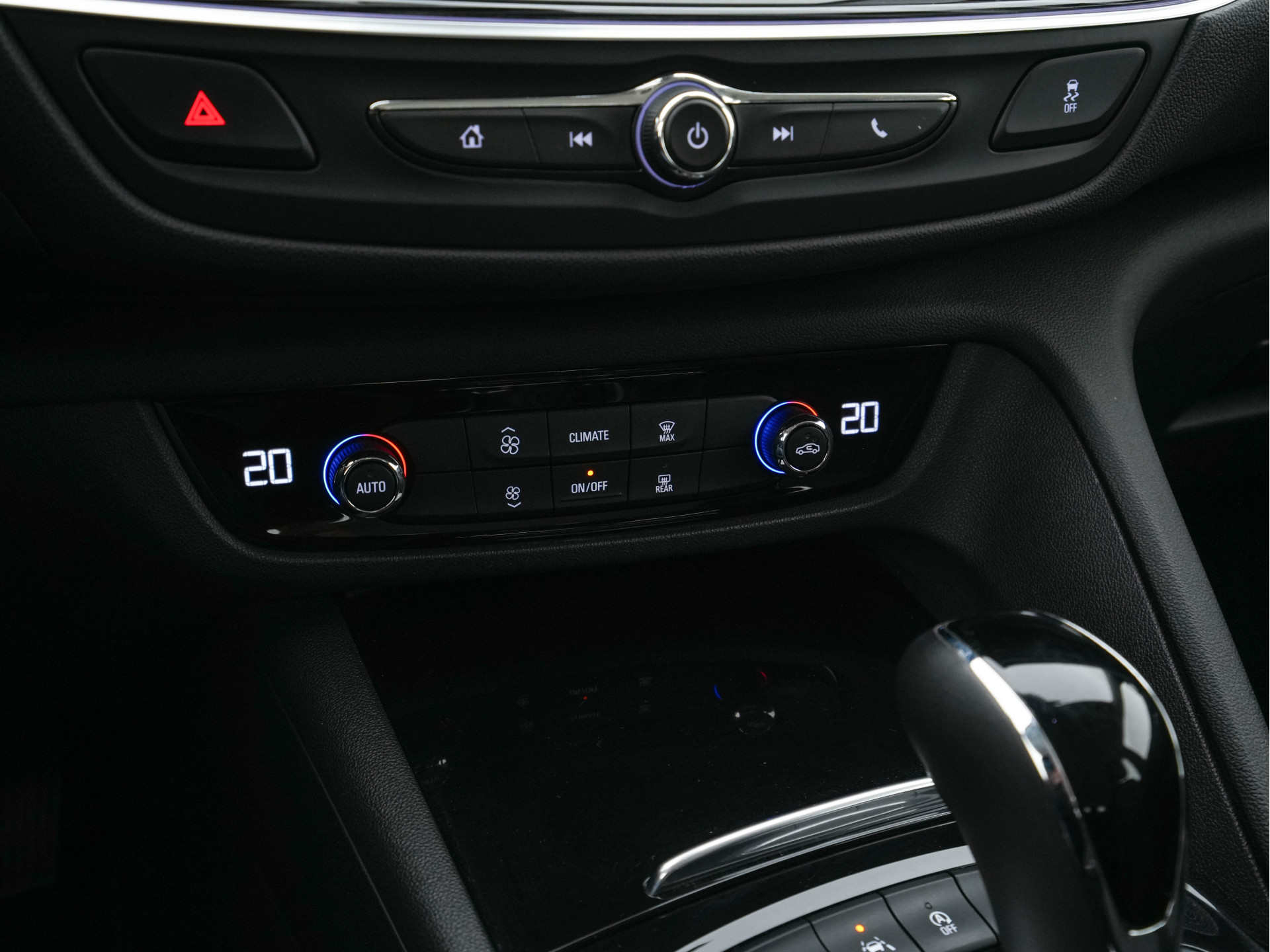 Opel Insignia Sports Tourer 1.5 Turbo Business Executive Aut. *NAVI-FULLMAP | LEATHER-FABRIC | KEYLESS | DAB+ | SPORT-SEATS  | ECC | PDC | CRUISE | TOWBAR | CARPLAY | 18''ALU*