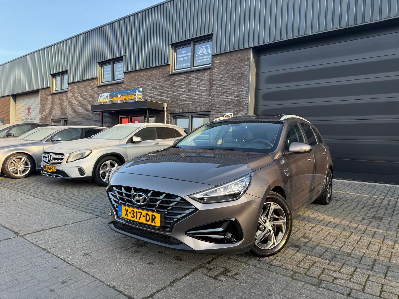 Hyundai i30 Wagon 1.5 T-GDi MHEV Premium | 1E EIGENAAR | 3/6/12MND GARANTIE| LED | CARPLAY | SCHUIFDAK | DAB | NAVI | CRUISE | 160PK |