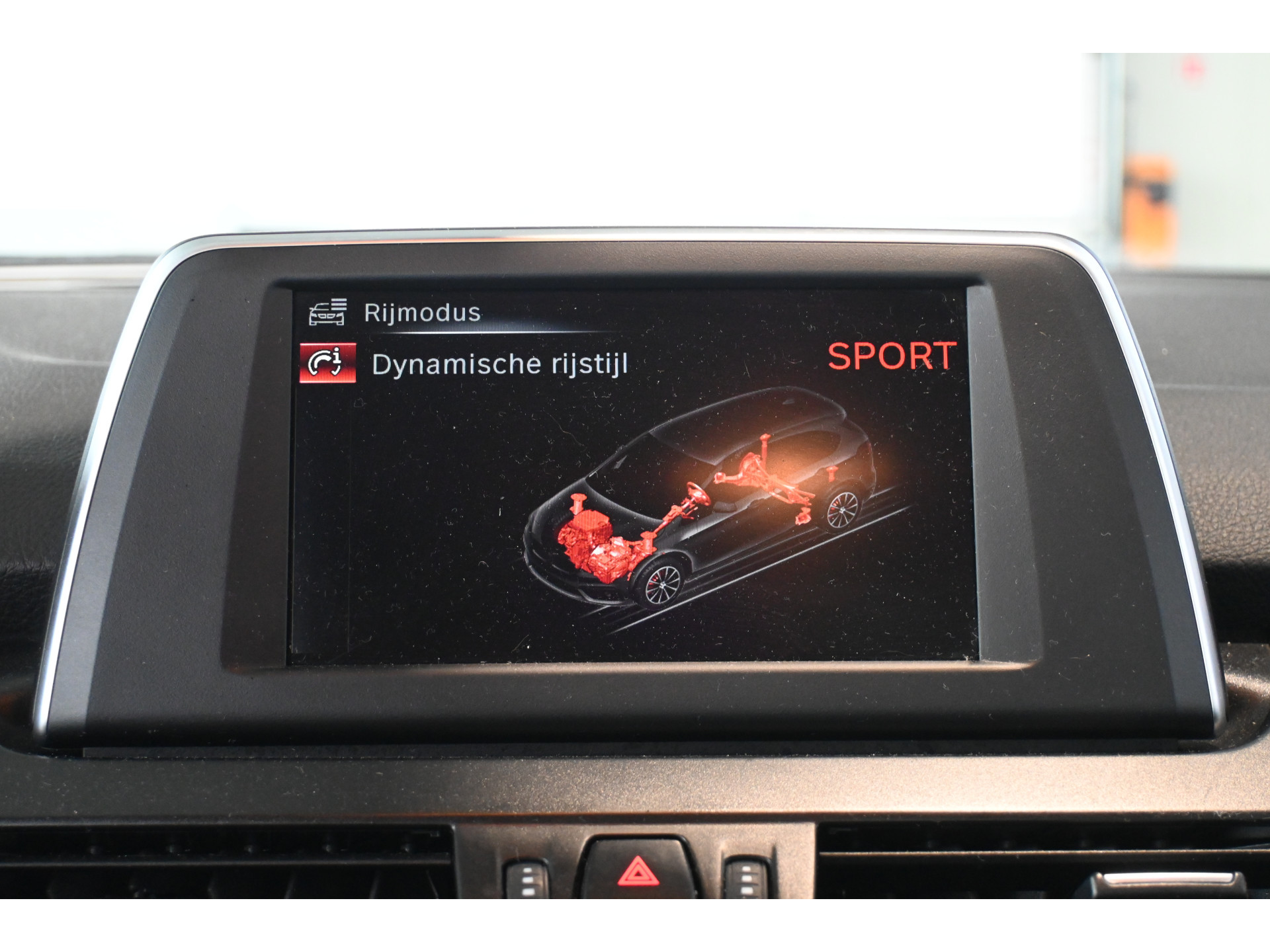 BMW 2-serie Active Tourer 218i Airco Trekhaak LED Lichtmetaal Rijklaarprijs Inruil Mogelijk!