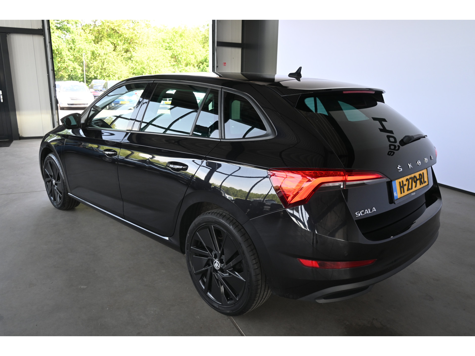 ŠKODA Scala 1.0 TSI Business Edition Clima Carplay Stoelverwarming Virtual Rijklaarprijs! Inruil Mogelijk!