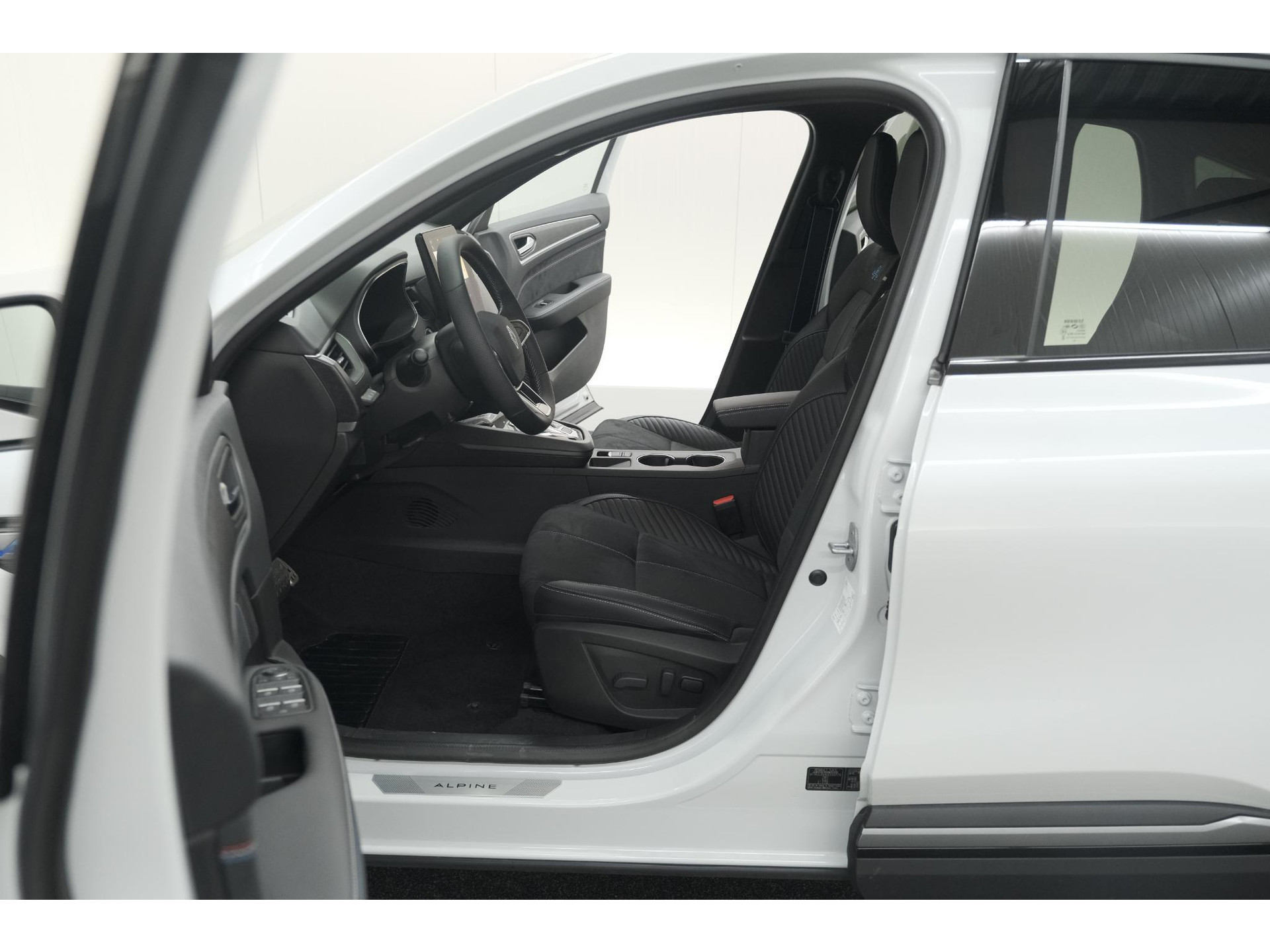 Renault Arkana 1.6 E-Tech hybrid 145 Esprit Alpine | 360 Camera | Adaptieve Cruise Control | Pack Winter | Dodehoekdetectie