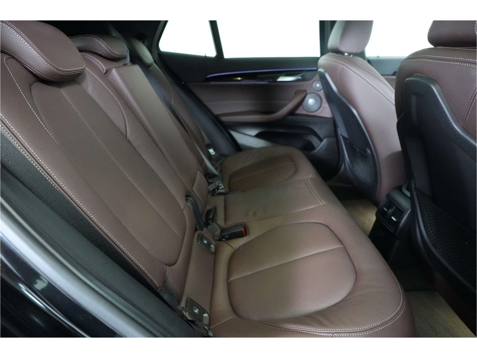 BMW X2 xDrive25e PHEV 220 pk | SOH 93% | M Sport | Pano | Leder | Head-up |