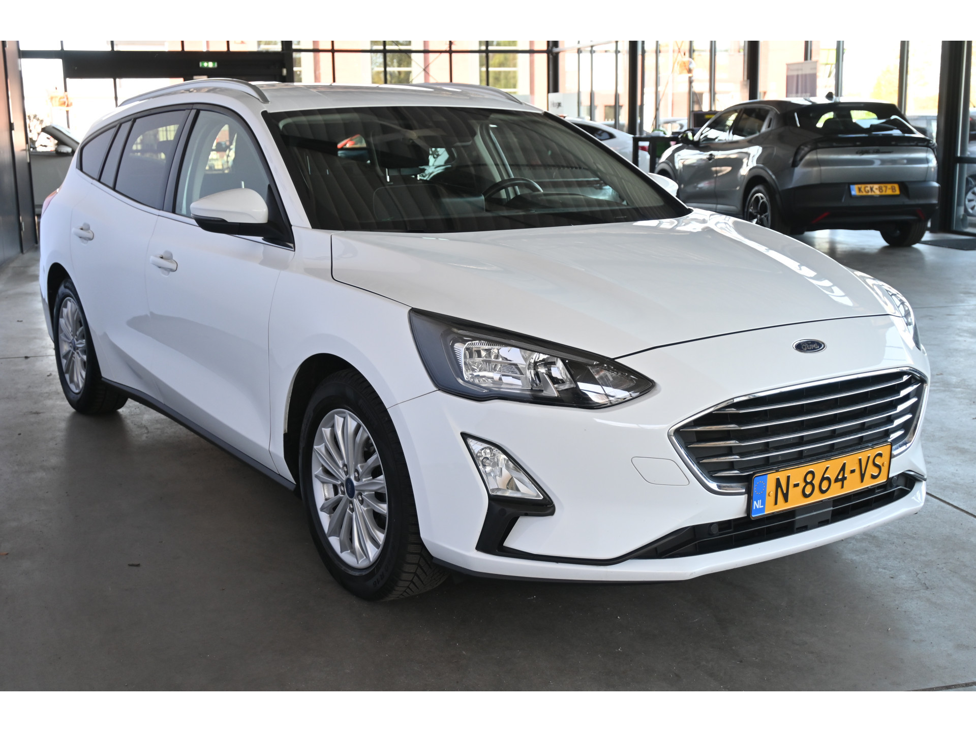 Ford Focus Wagon 1.0 EcoBoost Titanium X Business Clima Navigatie LED 1e Eigenaar Rijklaarprijs! Inruil Mogelijk!