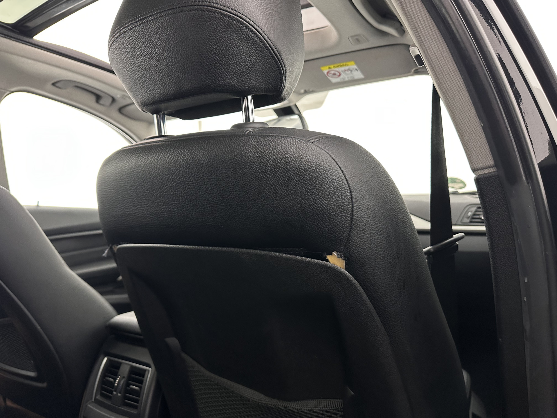 BMW 3-serie Touring 320d EDE Corporate Lease Essential Aut. *PANO | FULL-LEATHER | FULL-LED | NAVI-FULLMAP | HEATED-COMFORTSEATS | HIFI-SOUND | ECC | PDC | CRUISE | 16''ALU*