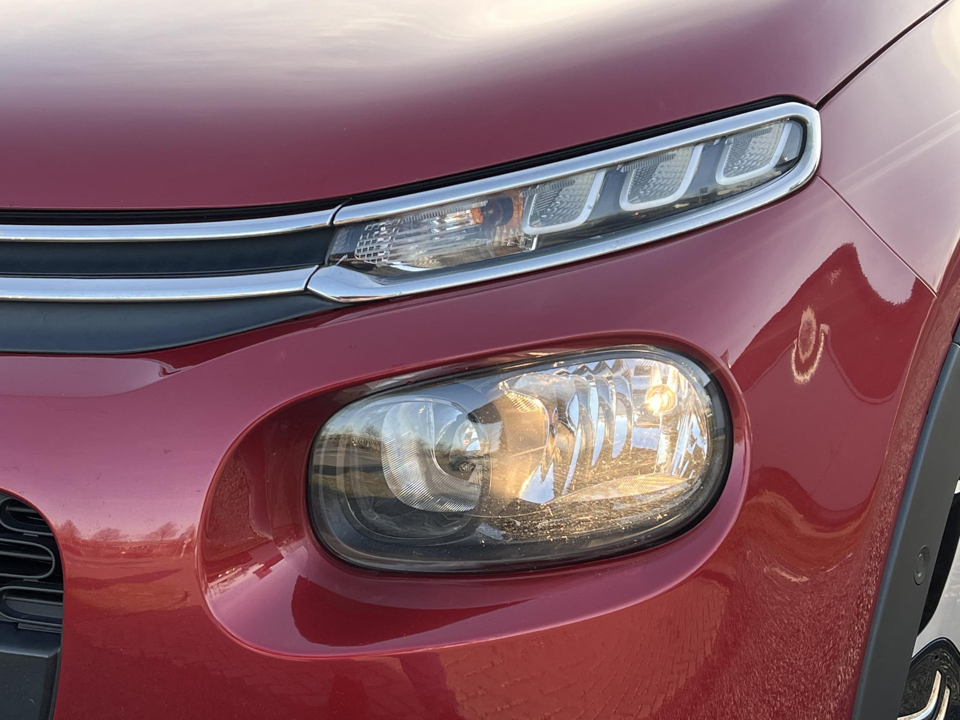Citroen C3 1.2 PureTech S&S Shine 110pk,D-riem vv in 2023,2e Eigenaar,Camera,Navi,Clima,Cruise,Pdc V+A,APK tot 01-2027