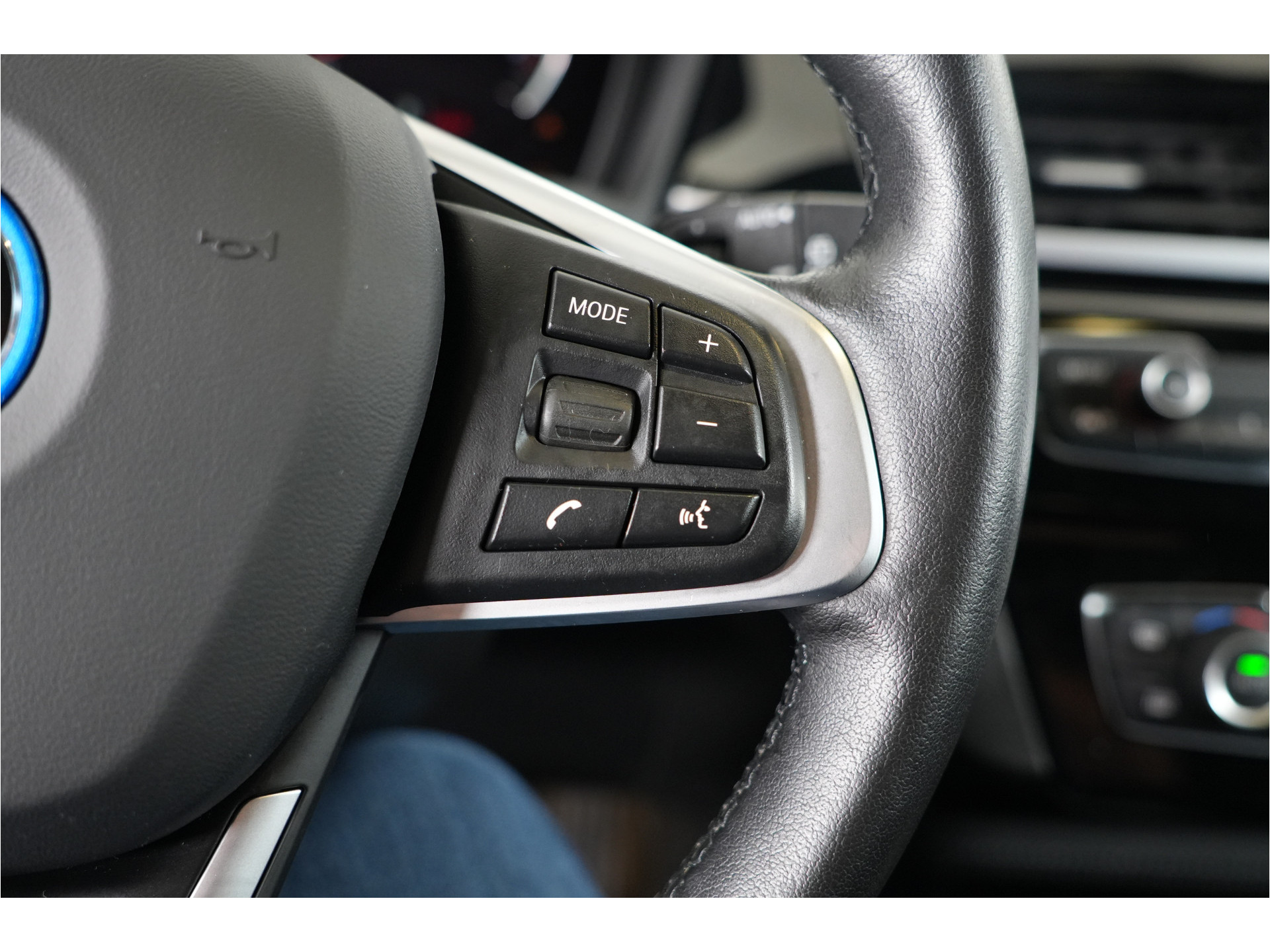 BMW X2 xDrive25e PHEV 220 pk | SOH 92% | M Sport int. | Adaptive Cruise  | Camera |