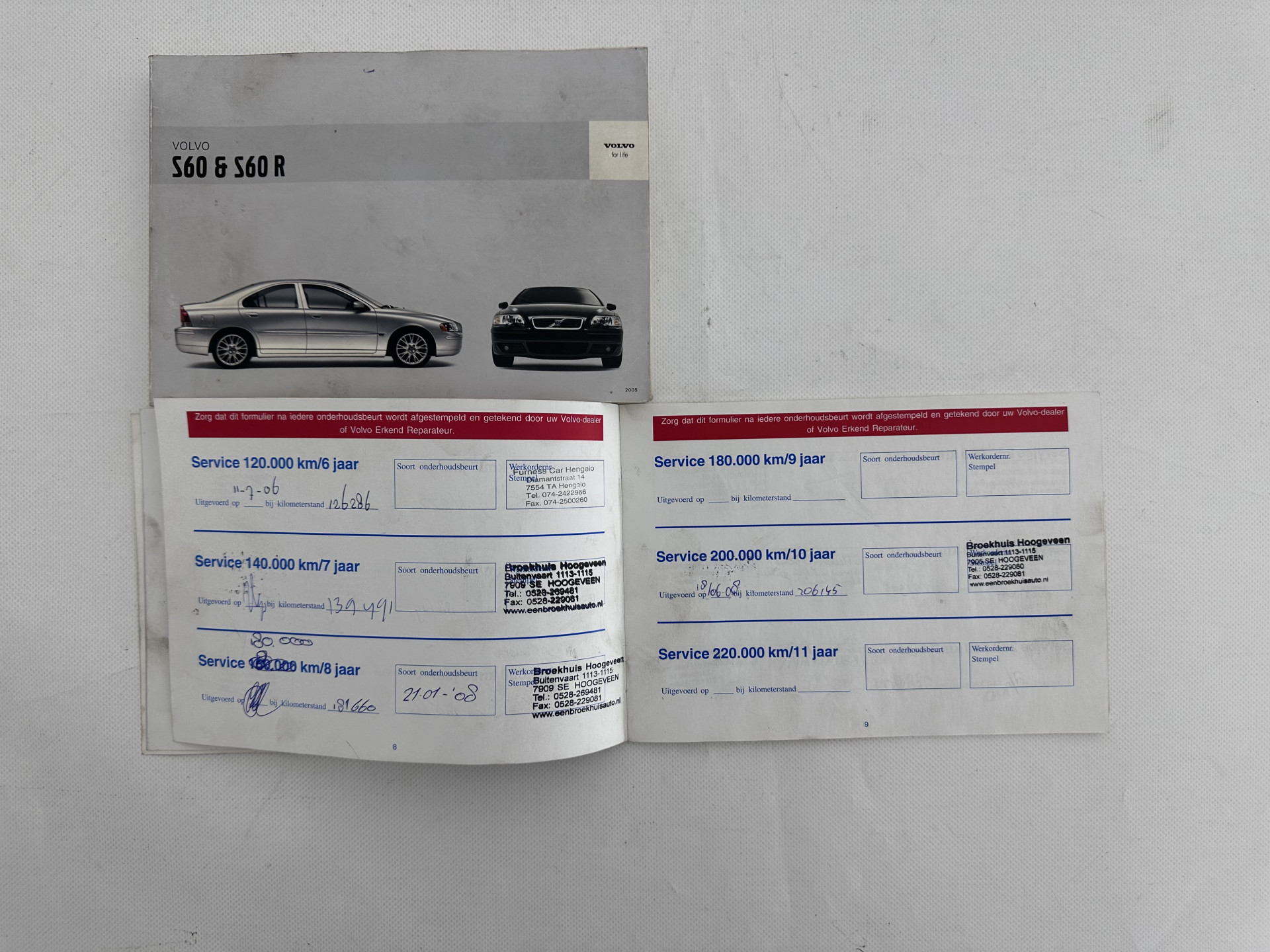 Volvo S60 2.4 D5 Momentum Aut.*NAVI-FULLMAP | LEATHER-FABRIC | ECC | CRUISE | PDC | TOWBAR | HEATED-COMFORTSEATS | 17"ALU*