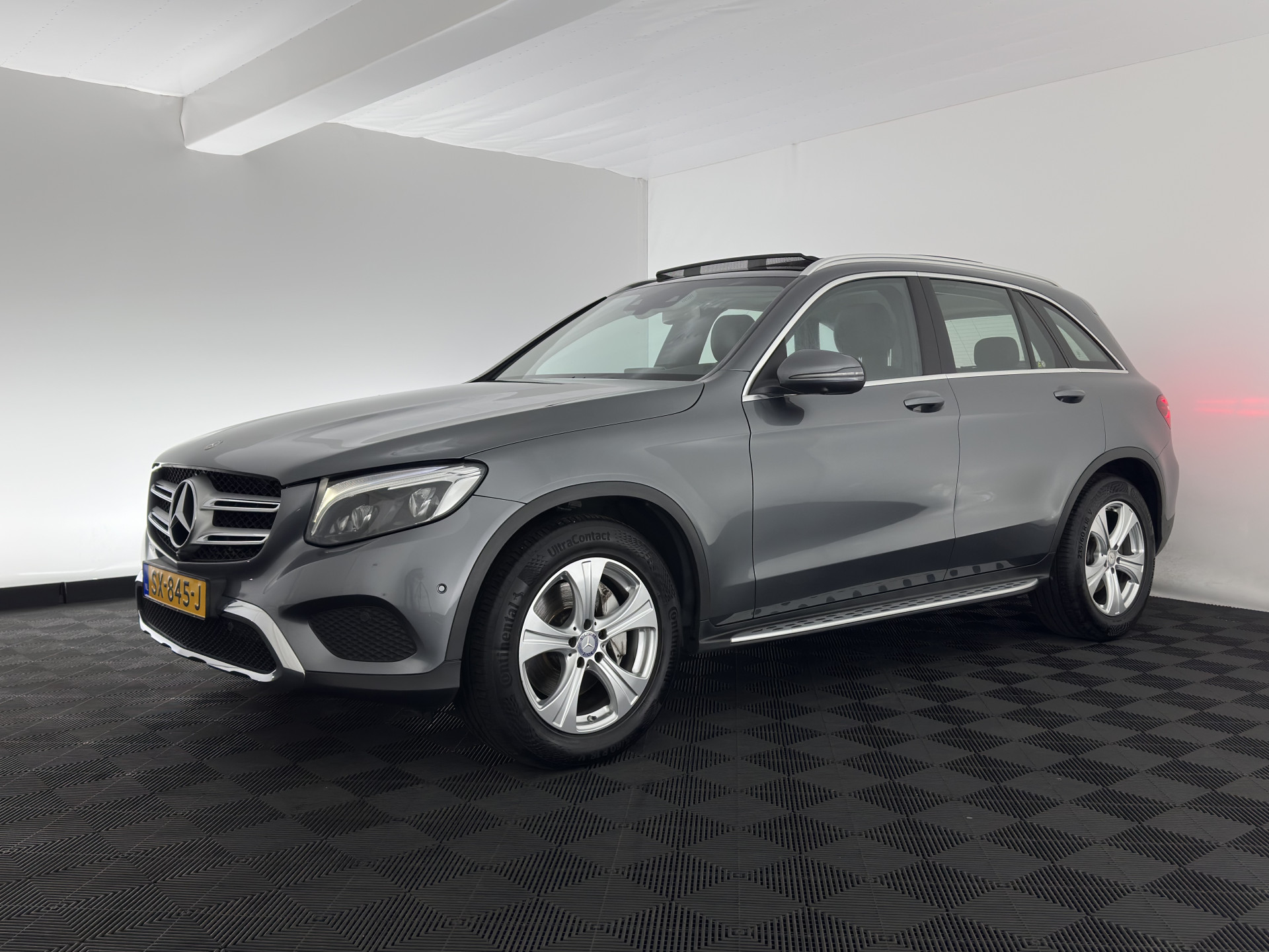 Mercedes-Benz GLC-klasse 220d 4MATIC Premium Plus (INCL-BTW) *PANO | LEATHER | FULL-LED | MEMORY-PACK | TOPVIEW | BLINDSPOT | HEATED-COMFORTSEATS | NAVI-FULLMAP | ECC | PDC | CRUISE | SHIFTPADDLES | TOWBAR | 18''ALU*
