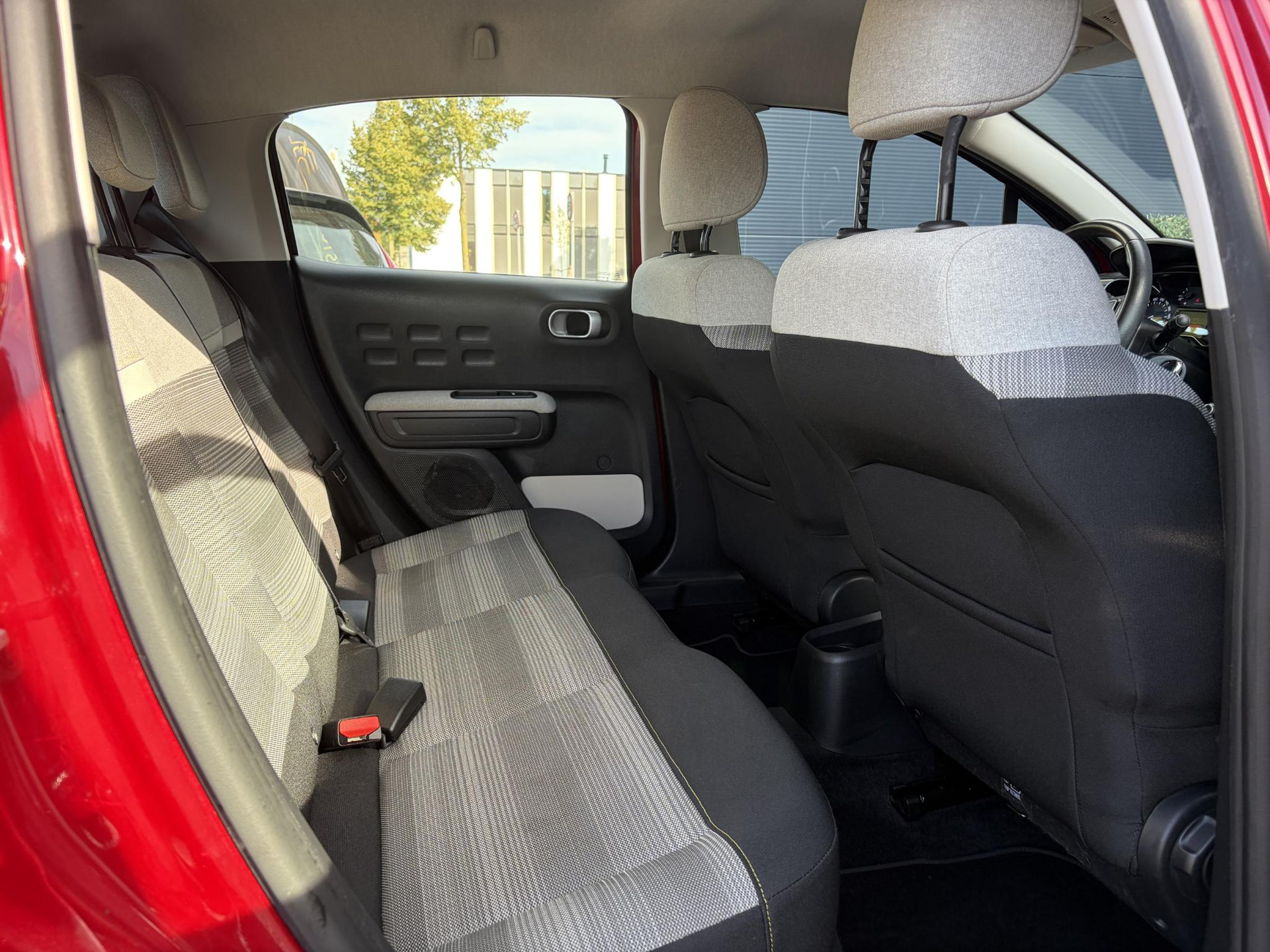 Citroen C3 1.2 PureTech Feel ✓2e Eigenaar✓Navi✓Carplay✓Clima✓Cruise✓Lm velgen✓Rijstrooksensor✓Pdc✓N.A.P✓Apk tot 05-2027