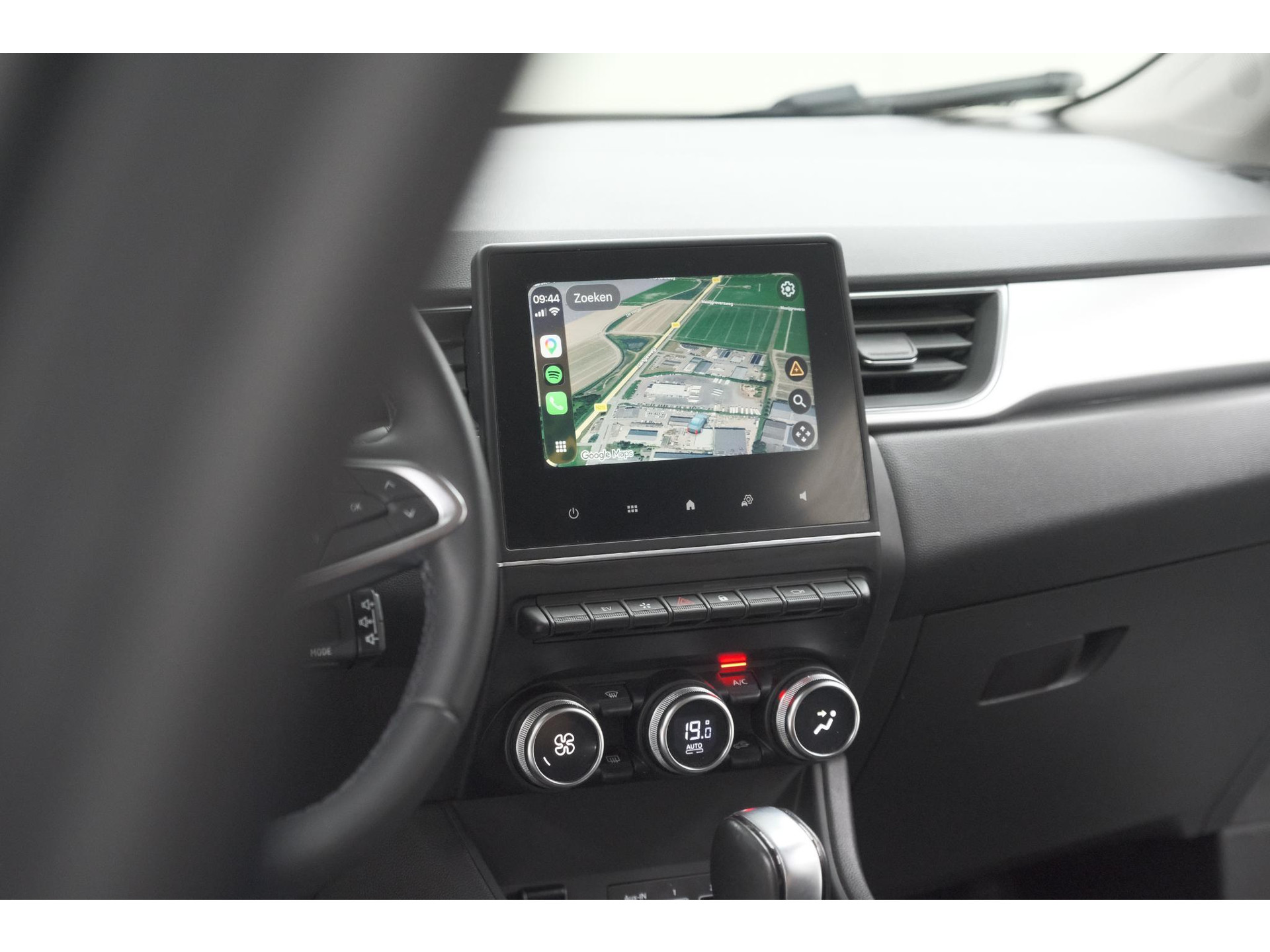 Renault Captur 1.6 E-Tech full hybrid 145 techno | Camera | Parkeersensoren | Climate control | Keyless