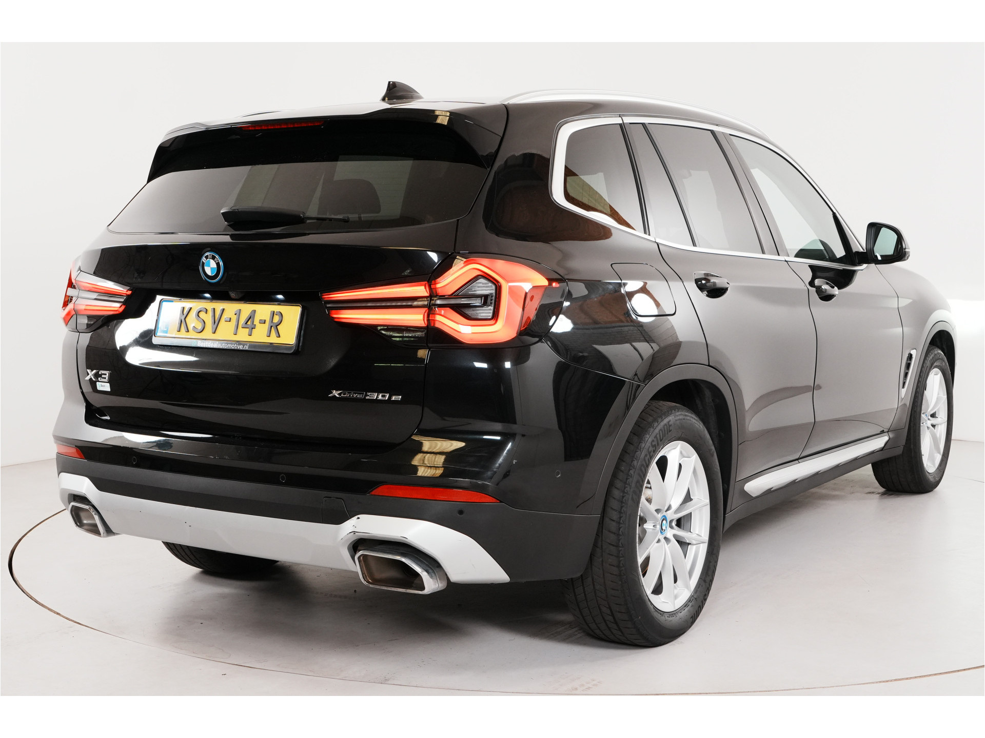 BMW X3 xDrive30e PHEV 293 pk | SOH 96% | Leder | 360° Cam | Adaptive Cruise | Sportstoelen |