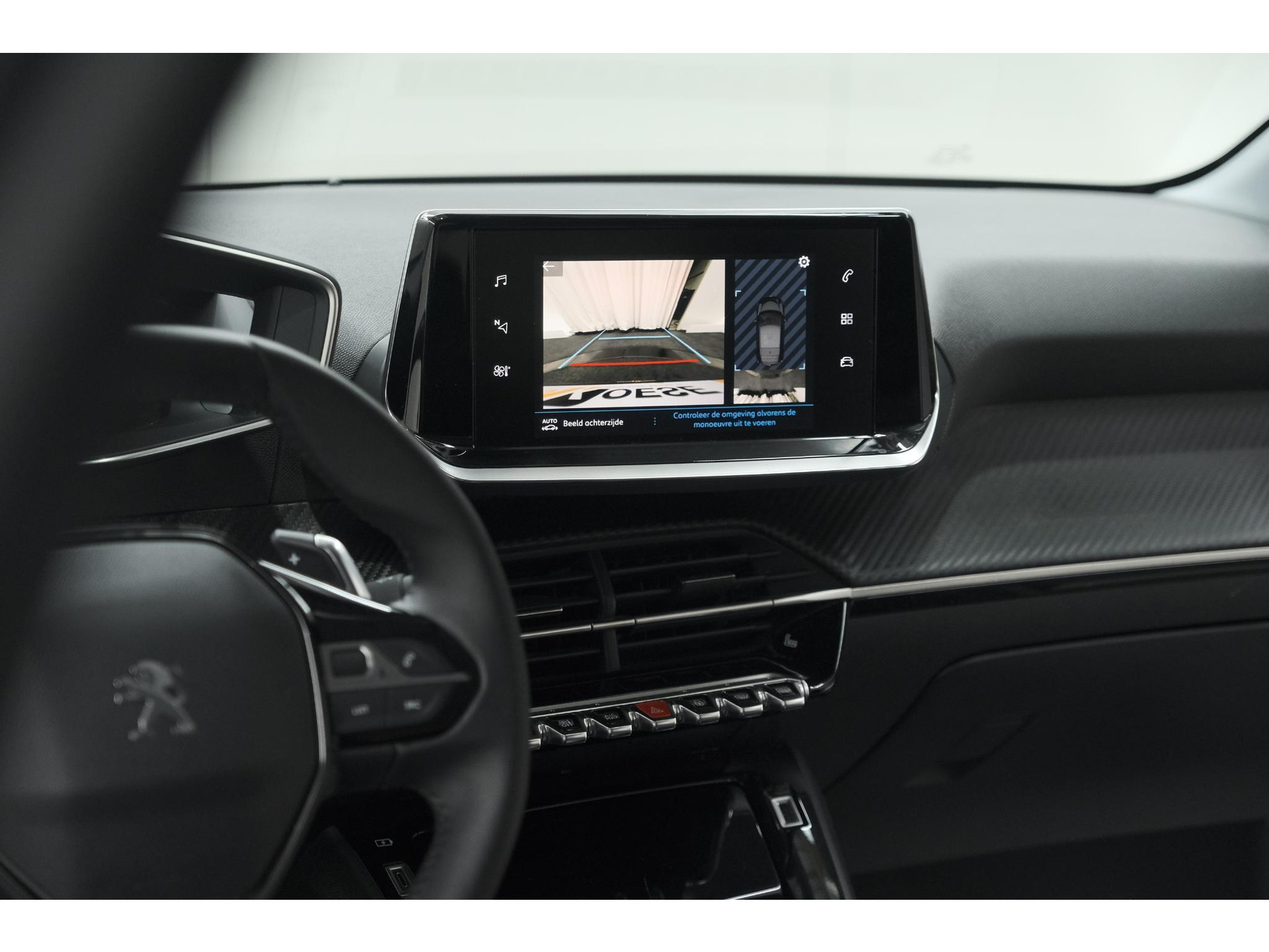 Peugeot 208 PureTech 100 EAT8 Allure Pack | Camera | Apple Carplay | Parkeersensoren | Stoelverwarming