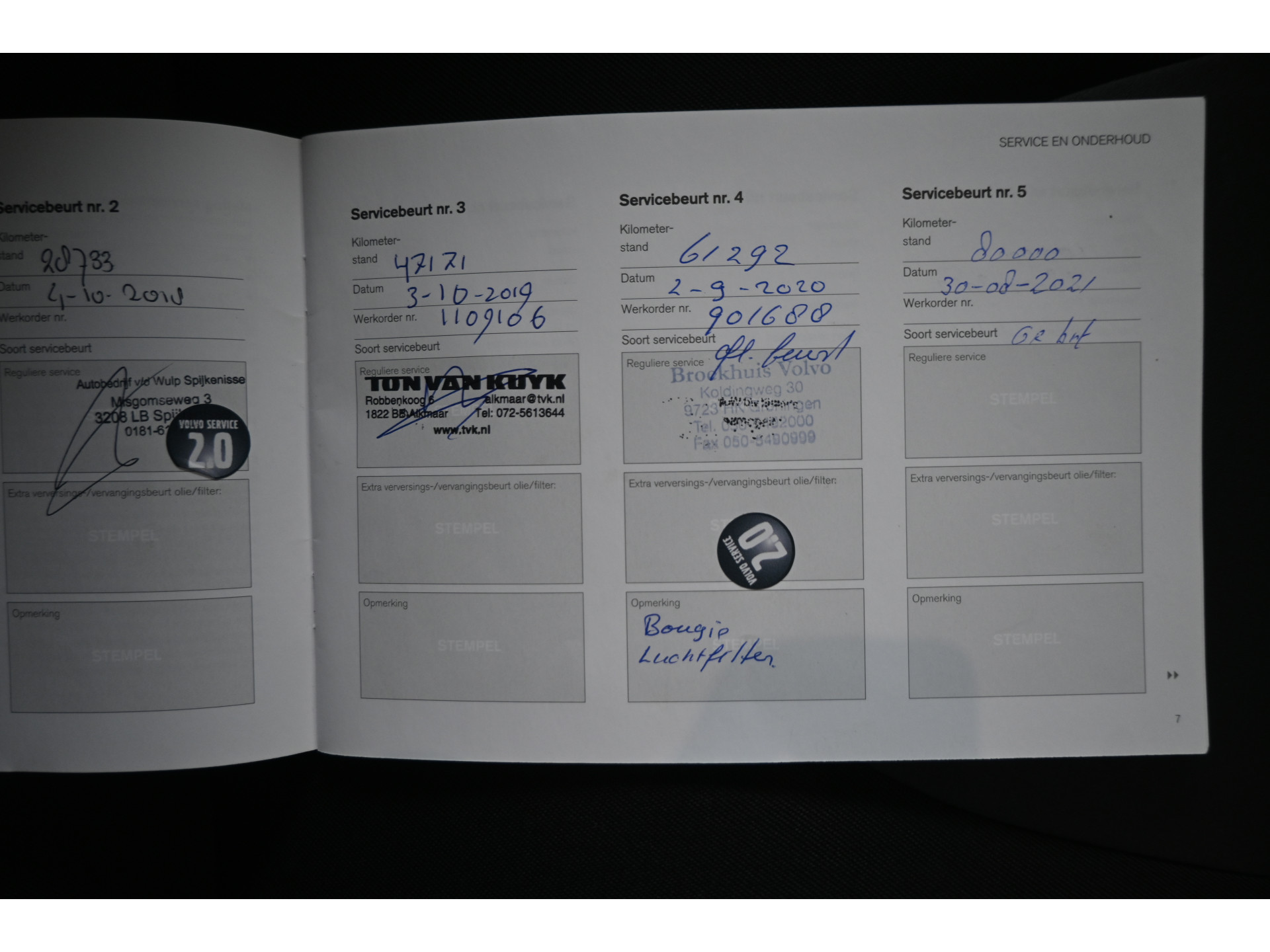 Volvo V40 2.0 T2 Momentum Nap Clima Cruise control Trekhaak Navigatie Stoelverwarming Goed onderhouden! Inruil Mogelijk!