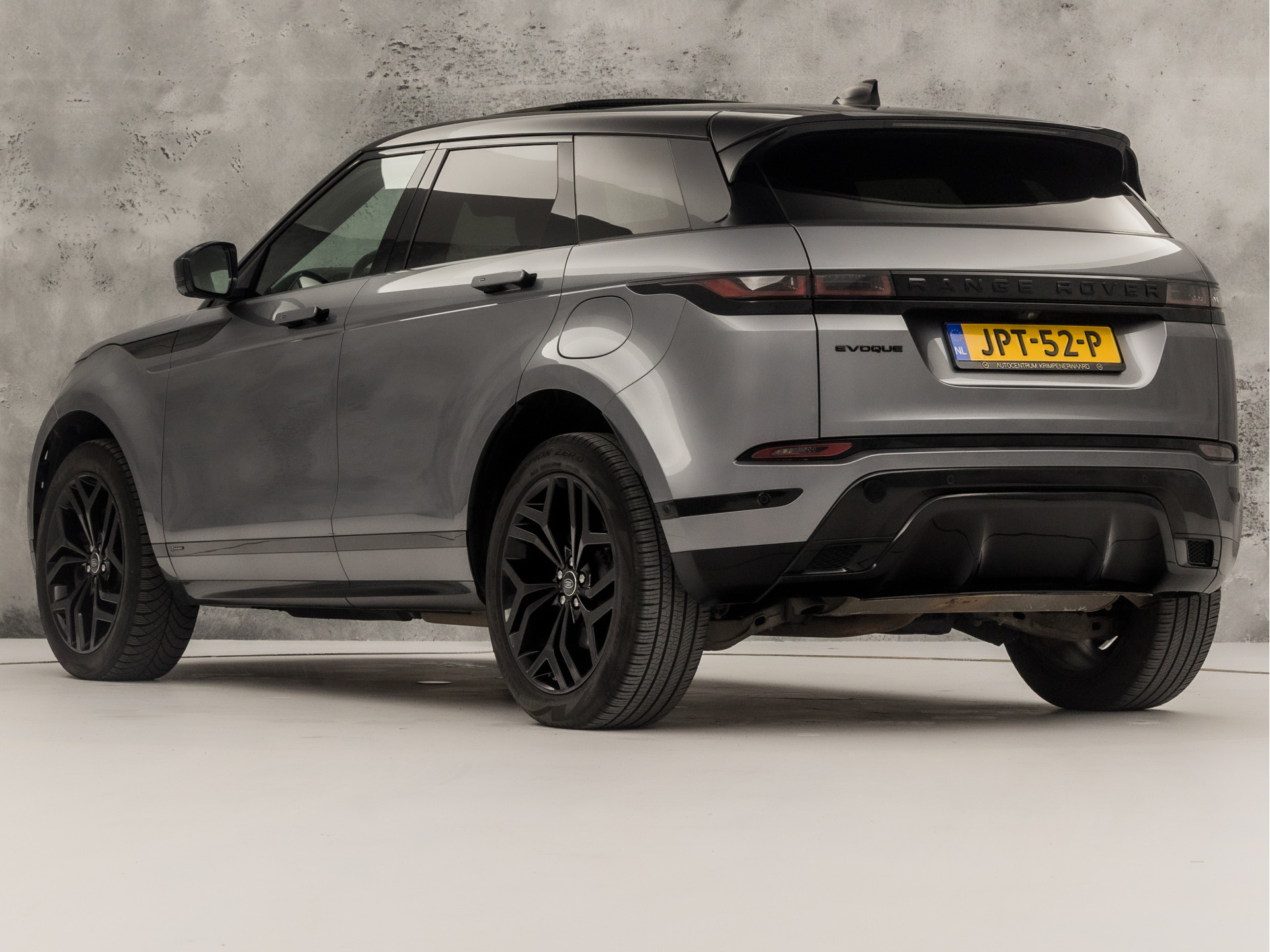 Land Rover Range Rover Evoque 1.5 P300e AWD R-Dynamic SE 309Pk Automaat (PANORAMADAK, APPLE CARPLAY, 360 CAMERA, MERIDIAN AUDIO, MEMORY SEATS, STUUR/STOELVERWARMING, ADAPTIVE CRUISE, VIRTUAL DASHBOARD, NIEUWSTAAT)