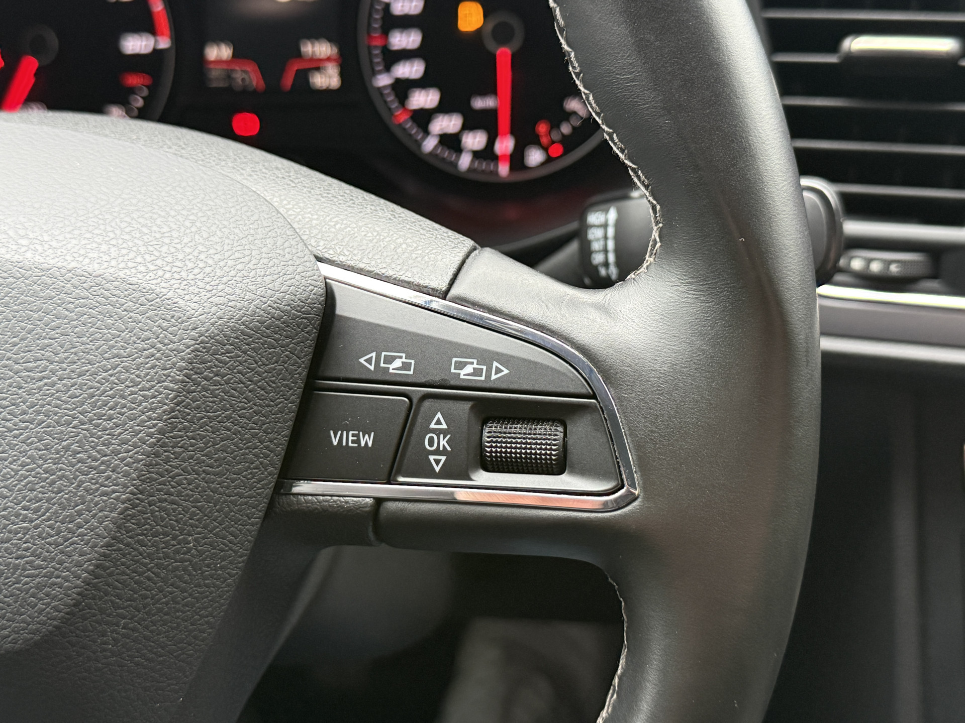 SEAT Leon ST 1.0 TSI Style Ultimate Edition | Camera | Draadloze lader | Apple Carplay