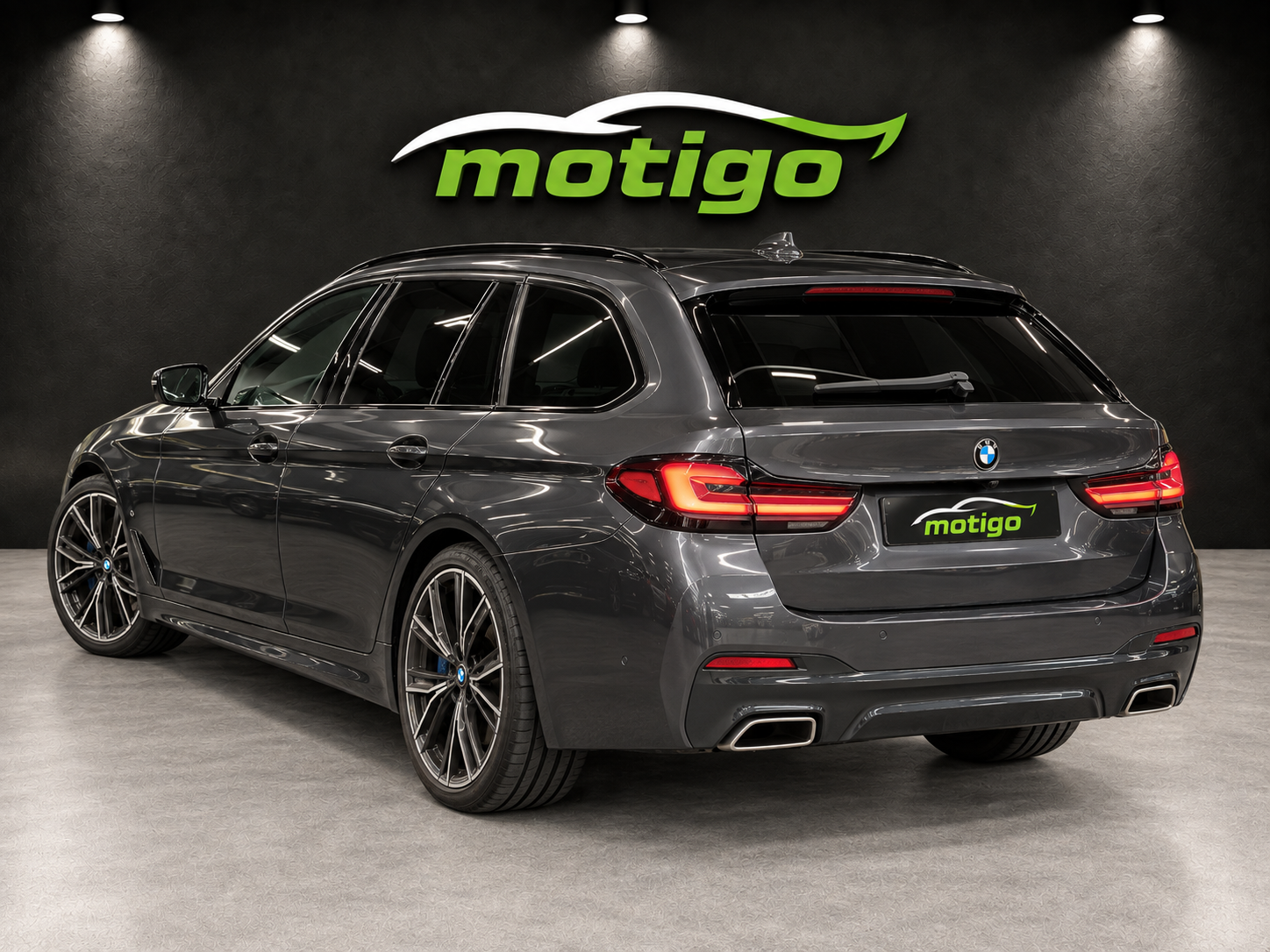 BMW 5-serie Touring 530i xDrive High Executive edition