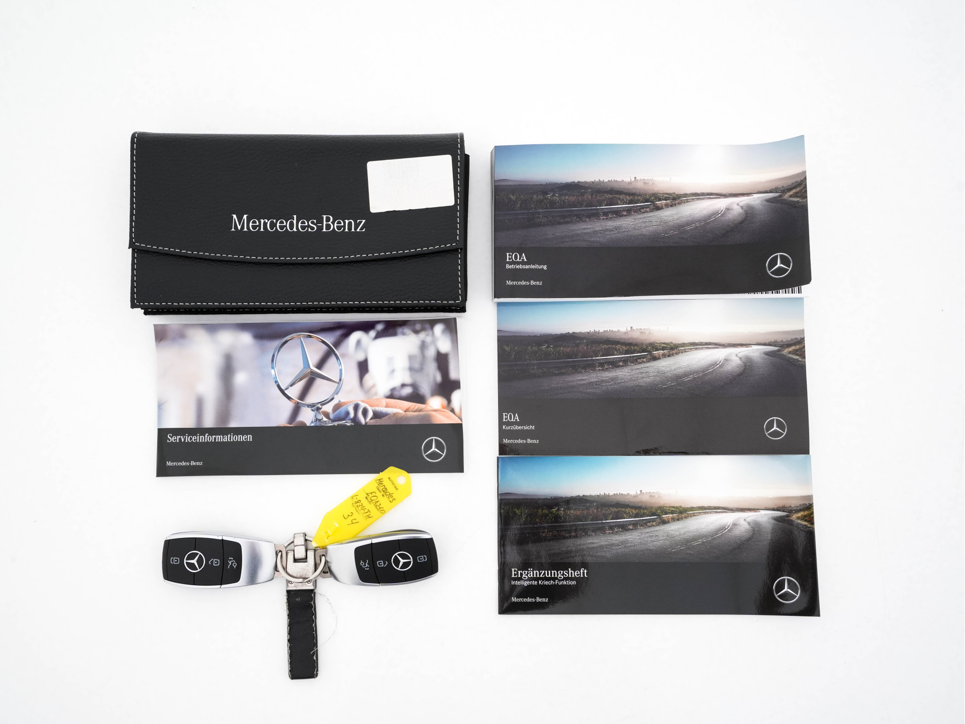 Mercedes-Benz EQA 250 Business Solution Luxury 67 kWh [ 3-Fase ] (SOH-94%) (INCL-BTW) *PANO | LEATHER | WIDESCREEN-COCKPIT | FULL-LED | BLINDSPOT | AMBIENT-LIGHT | CAMERA | NAVI-FULLMAP | DAB+ | COMFORT-SEATS | ECC | SHIFTPADDLES | CRUISE | HEATED-SEATS |