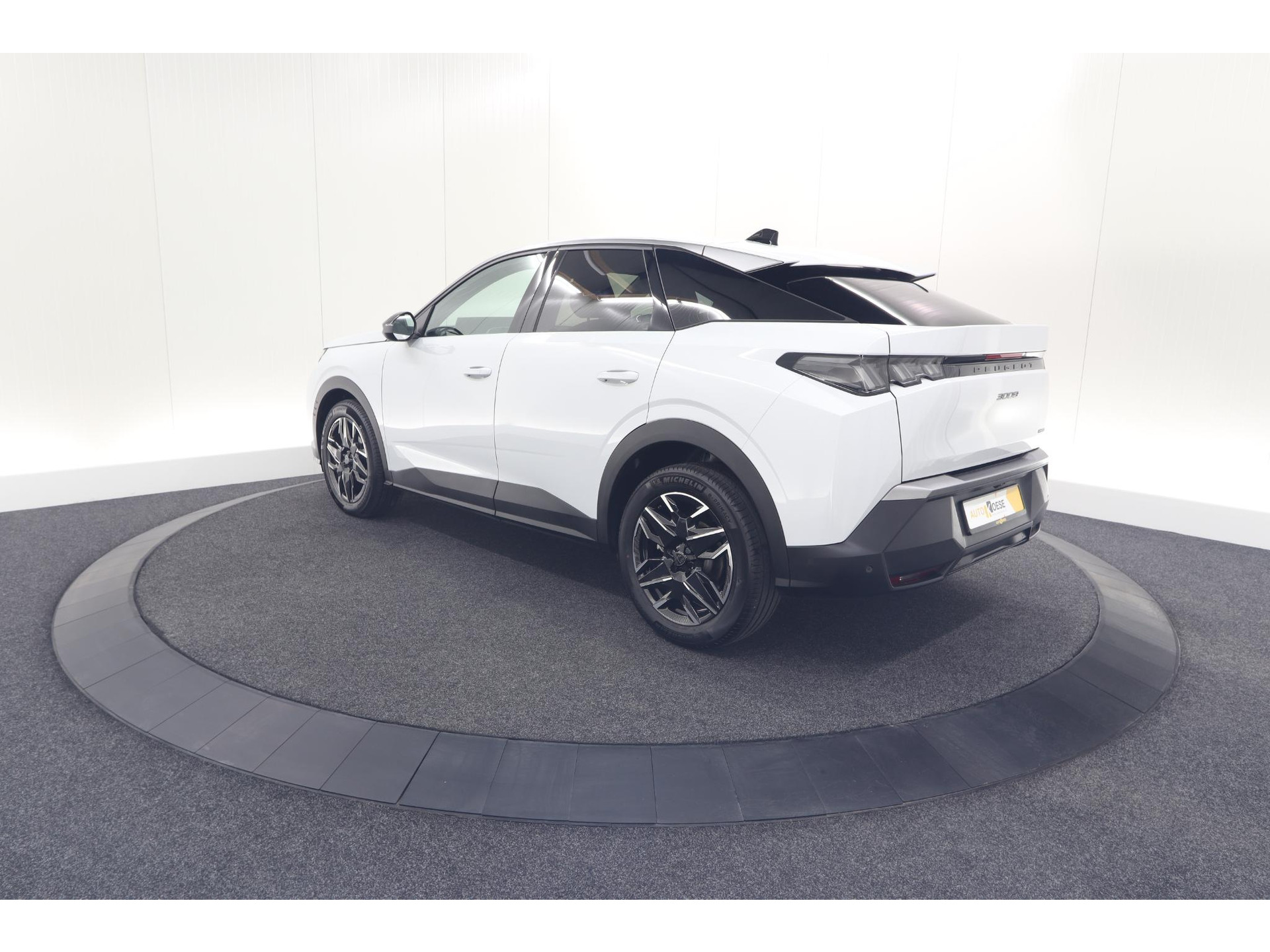 Peugeot 3008 136 Hybrid e-DCS6 Allure | Stoelverwarming | Camera | Apple Carplay