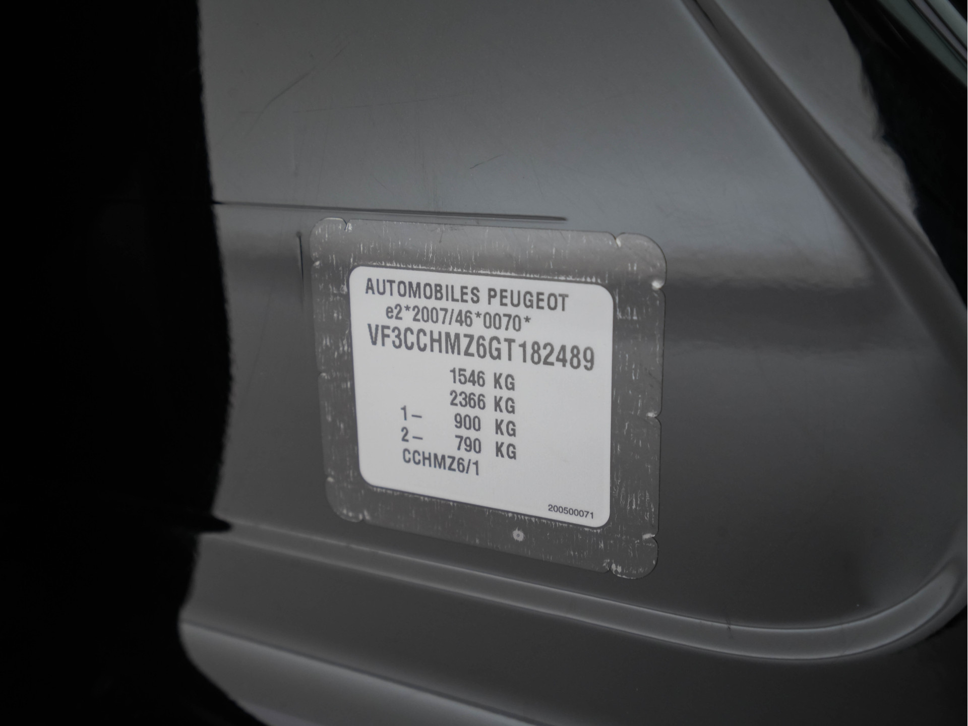 Peugeot 208 1.2 PureTech Blue Lion *AIRCO | NAVI-FULLMAP | COMFORTSEATS | CRUISE | PDC*