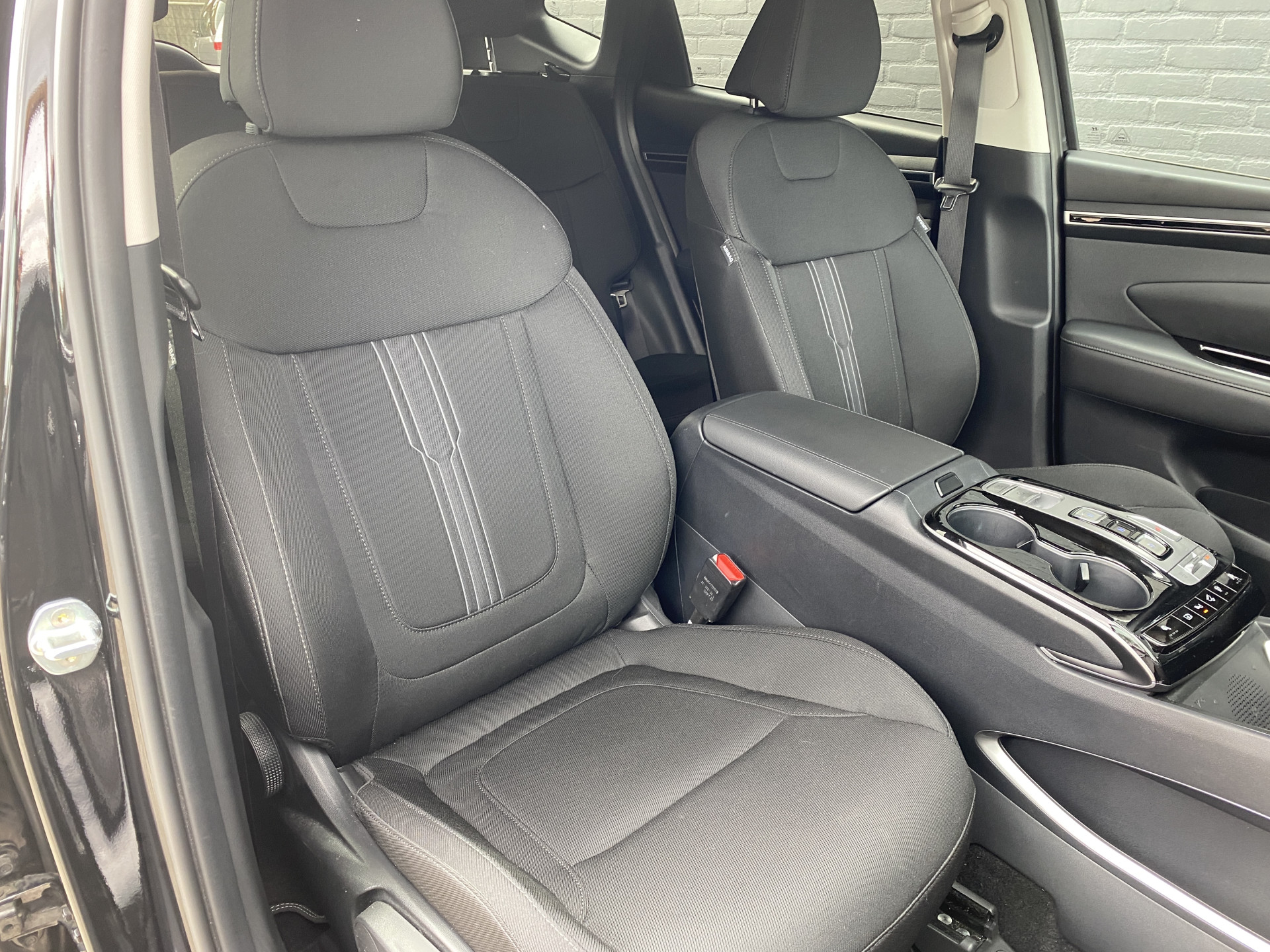 Hyundai Tucson 1.6 T-GDI PHEV 265 pk Comfort Smart 4WD | 1e eigenaar | navigatie | elektr. a. klep | adapt. cruise | camera | BTW auto