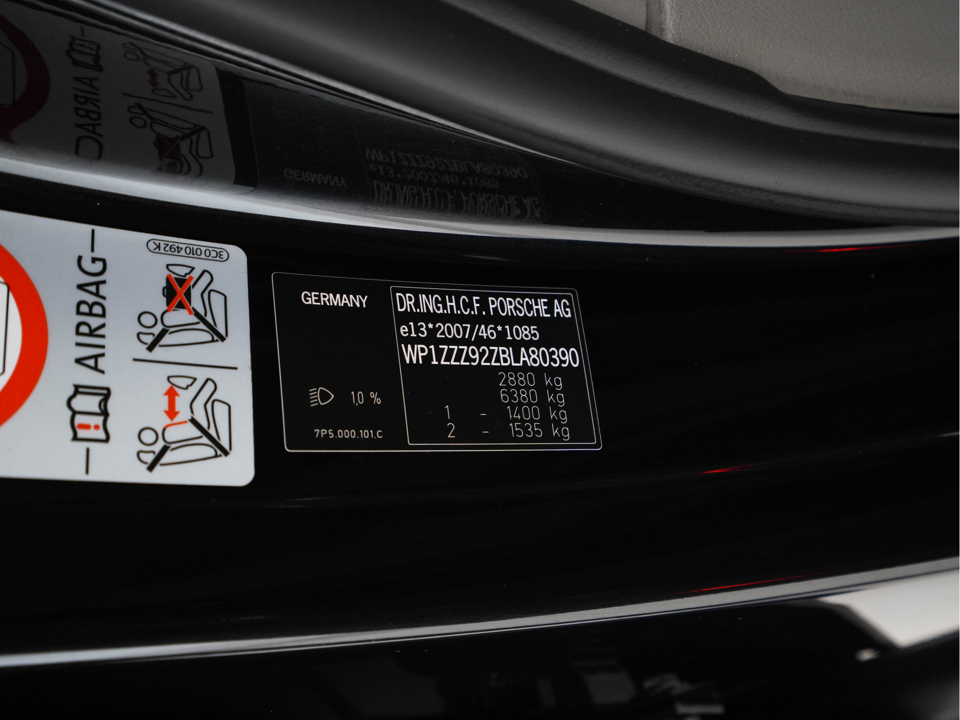 Porsche Cayenne 4.8 Turbo AWD Aut. *PANO | LEATHER | BURMESTER-SURROUND | BI-XENON | MEMORY-PACK | NAVI-FULLMAP | ADAPTIVE-CRUISE | AIR-SUSPENSION | CAMERA | SPORT-SEATS |  20''ALU*