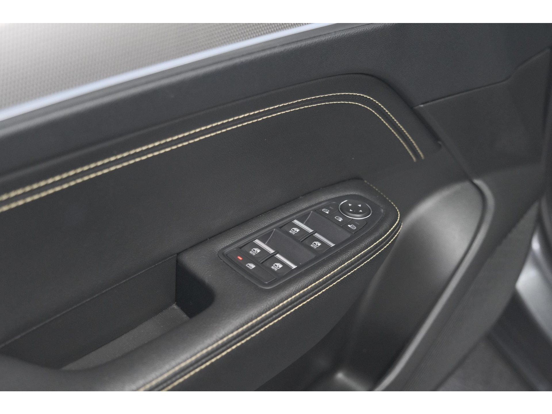 Renault Arkana Mild Hybrid 140 EDC Techno | 360 Camera | Dodehoekdetectie | Adaptieve Cruise Control