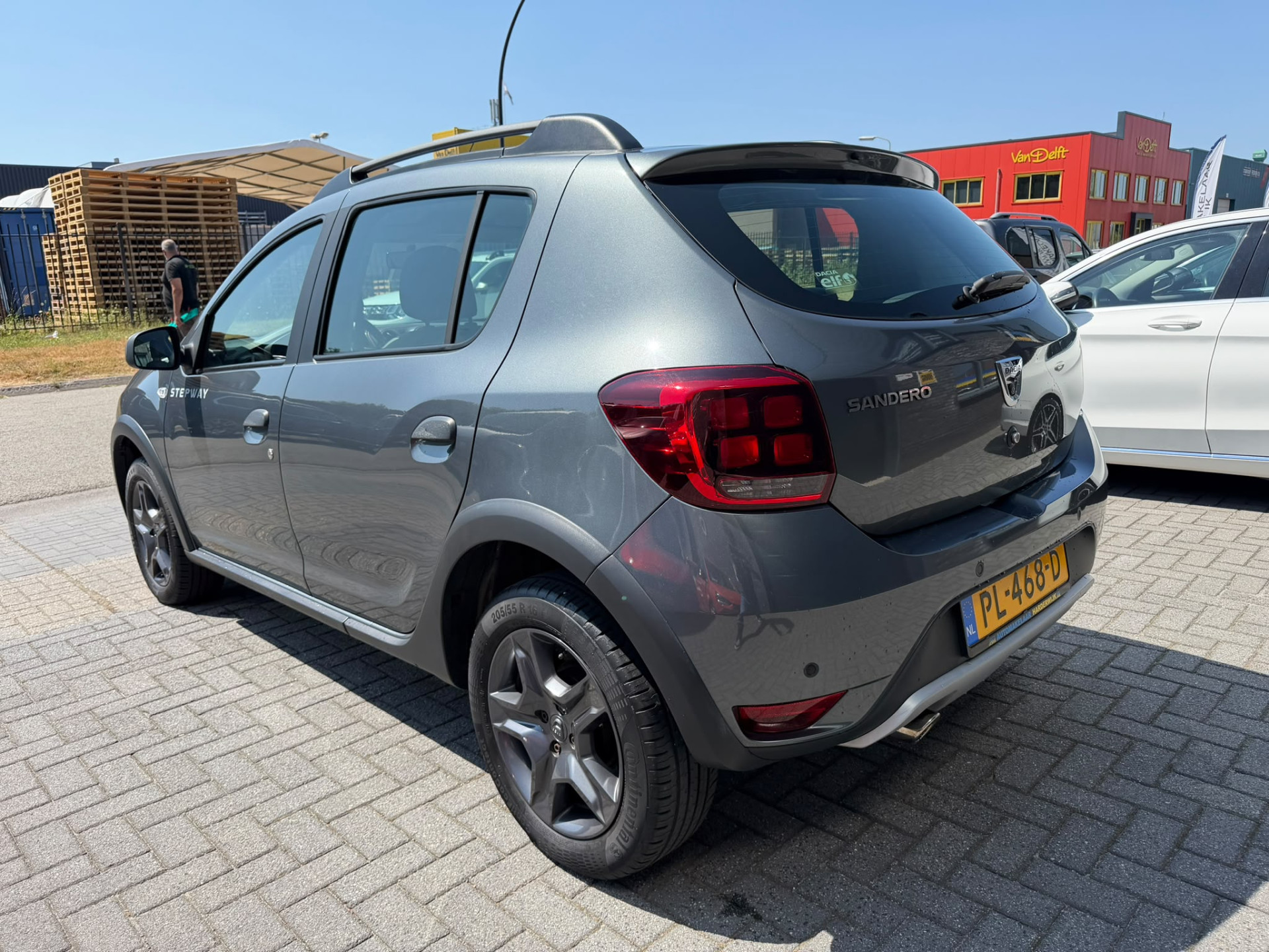 Dacia Sandero 0.9 TCe SL Stepway | 1E EIGENAAR | AUTOMAAT | 3/6 OF 12 MND GARANTIE | NAVI | CAMERA |