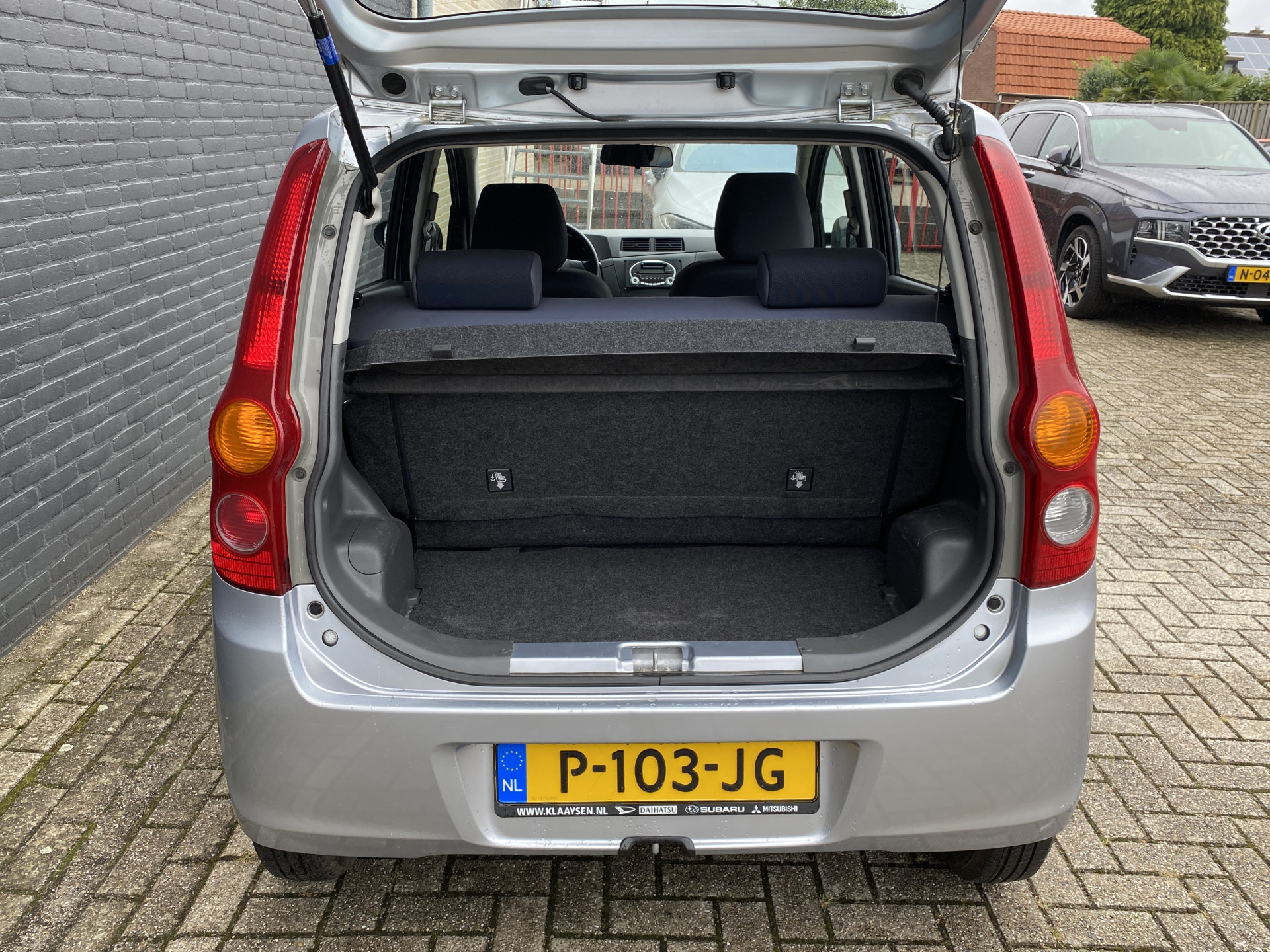 Daihatsu Cuore 1.0 Trend | airco | stuurbekrachtiging | airbags | radio cd speler | lichtmetalen velgen