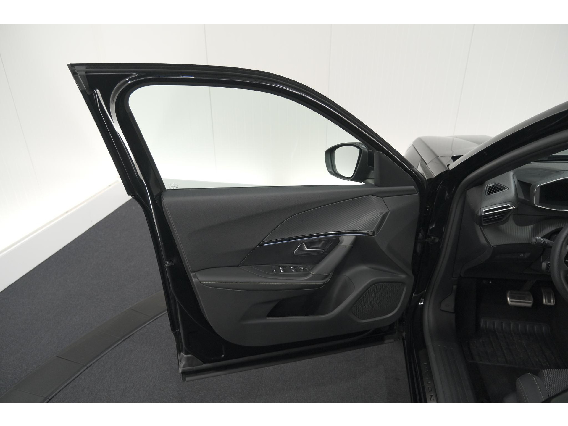 Peugeot 2008 1.2 Hybrid 136 GT | Camera | Apple Carplay | Parkeersensoren