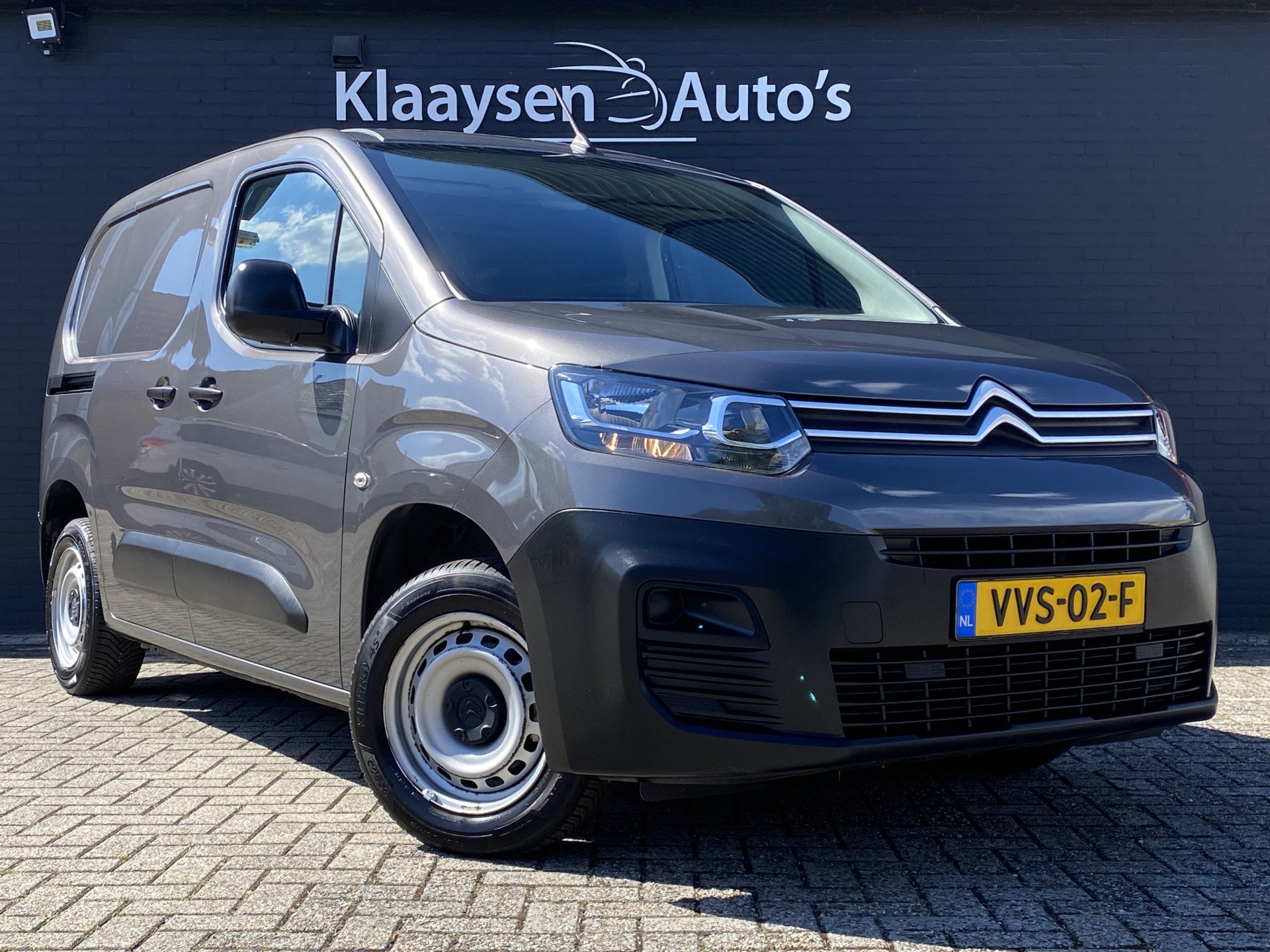 Citroën Berlingo 1.5 BlueHDi 100 S&S L1 | apple carplay | trekhaak | schuifdeur | airco | houten laadvloer | 3 persoons | excl. BTW