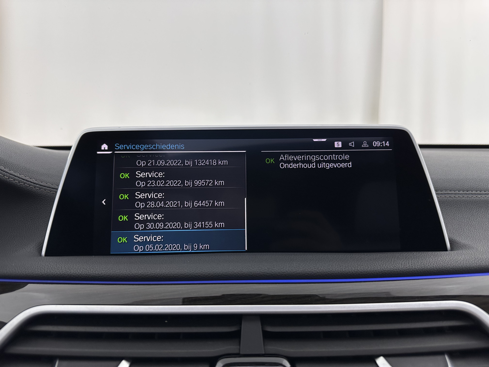 BMW 7-serie 745Le (Plug-in) (INCL-BTW) *PANO | LEATHER | FULL-LED | HEAD-UP | BLINDSPOT | MEMORY-PACK | DIGI-COCKPIT | KEYLESS | DAB+ | CAMERA | HEATED-COMFORTSEATS | AMBIENTLIGHT | CARPLAY | SHIFTPADDLES | 18''ALU*