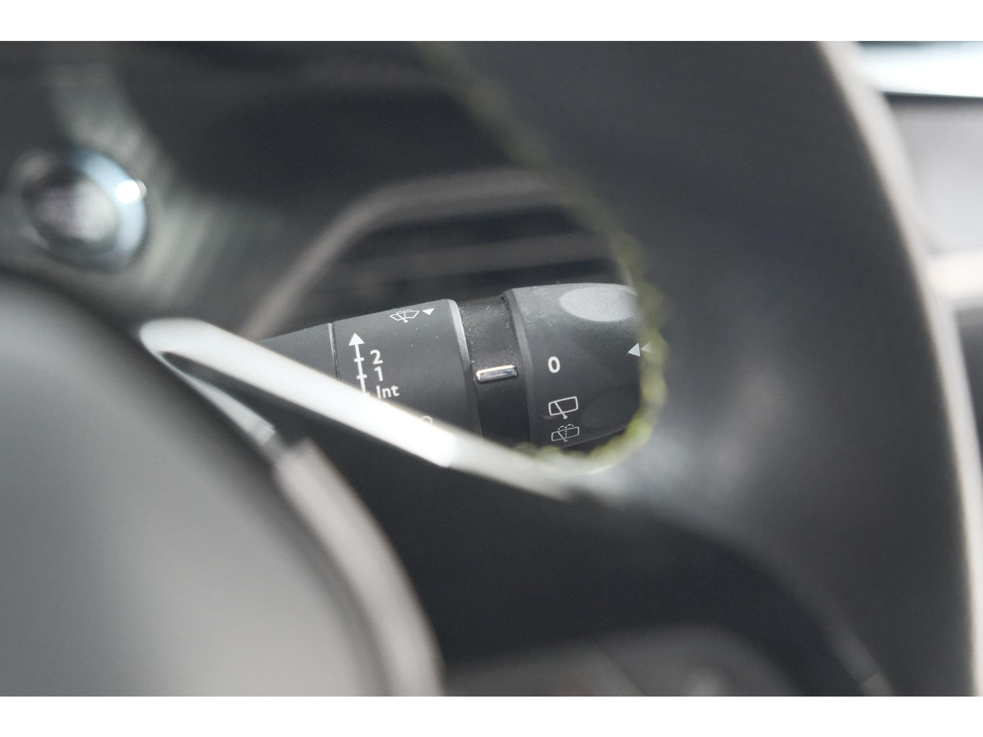 Peugeot 2008 PureTech 130 GT-Line | Trekhaak | Camera | Apple Carplay | Parkeersensoren