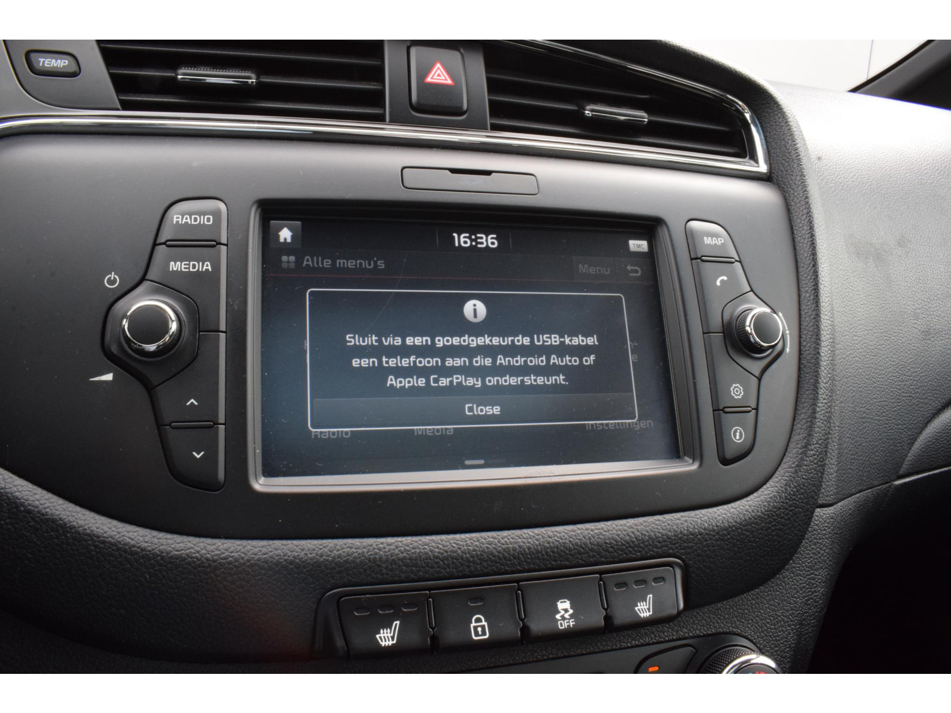 Kia cee'd Sportswagon 1.0 T-GDi GT-Line Summer Edition | Apple CarPlay | Pano | Stuur- en Stoelverwarming