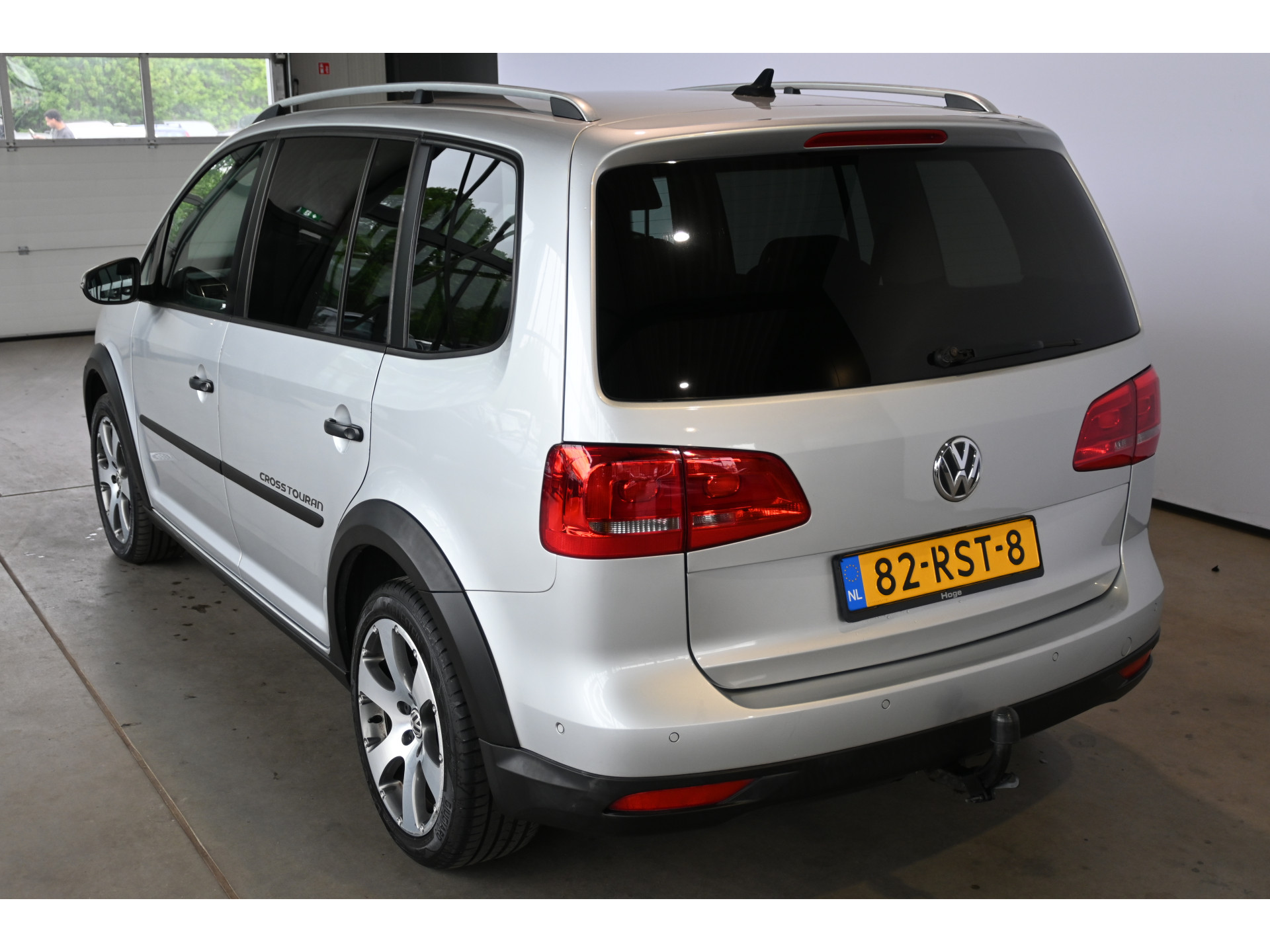 Volkswagen Touran 1.4 TSI Cross Climate control Trekhaak Cruise control PDC Inruil Mogelijk!
