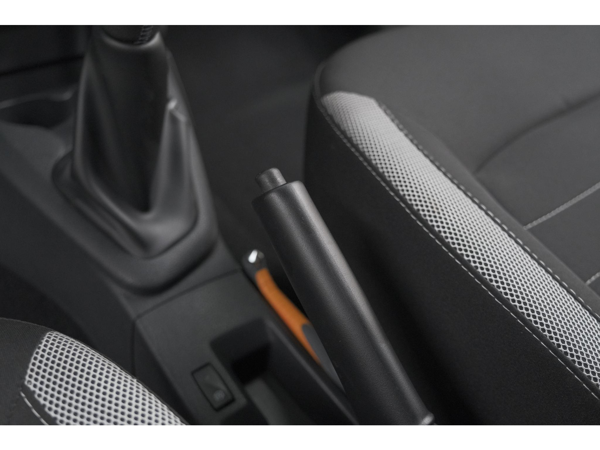 Dacia Sandero TCe 90 SL Stepway | Navigatie | Parkeersensoren | Airco
