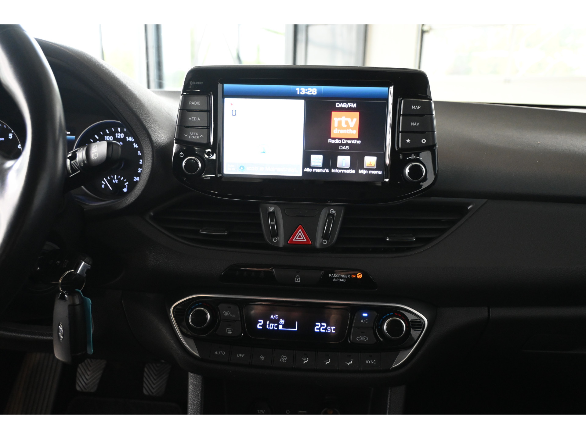 Hyundai i30 Wagon 1.4 T-GDI Comfort Clima Navigatie Camera Trekhaak Rijklaarprijs Inruil Mogelijk!