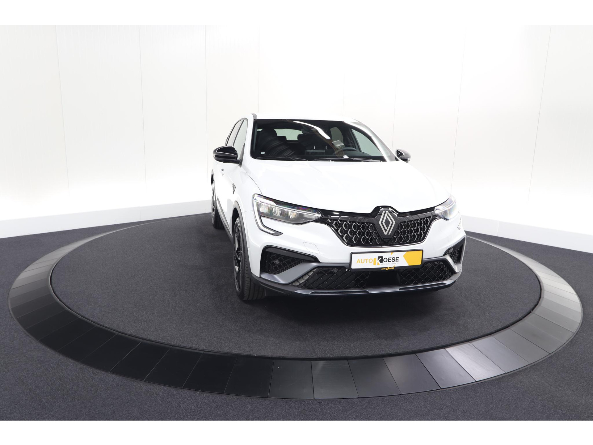 Renault Arkana 1.6 E-Tech hybrid 145 Esprit Alpine | 360 Camera | Adaptieve Cruise Control | Pack Winter | Dodehoekdetectie