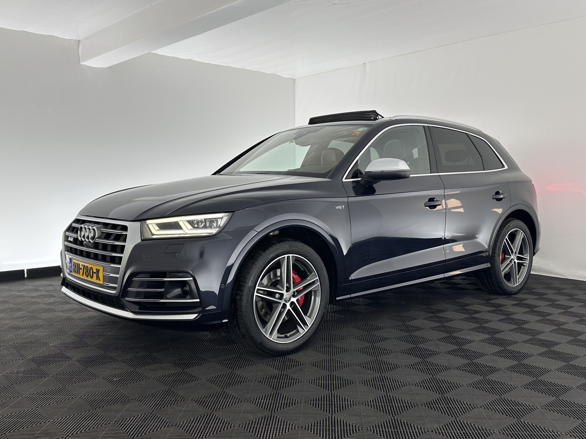 Audi SQ5 3.0 TFSI quattro Aut. *PANO | FULL-LEATHER | FULL-LED | HEAD-UP | ADAPTIVE-CRUISE | BLIND-SPOT | SPORT-SEATS | NAVI-FULLMAP | ECC | PDC | CRUISE | 20''ALU*