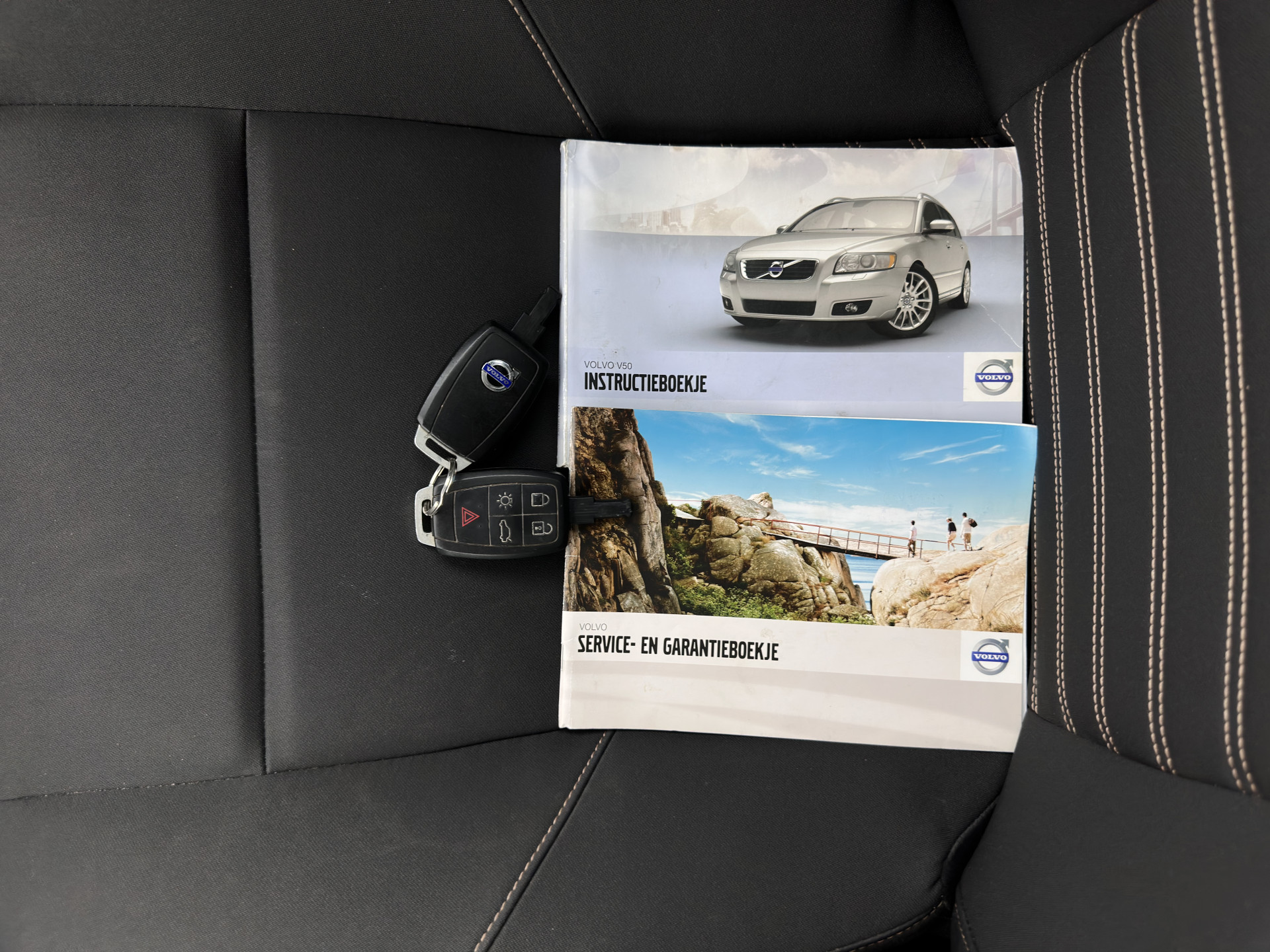 Volvo V50 1.6 D2 S/S Sport *COMFORT-SEATS | ECC | PDC | TOWBAR | 17"ALU*