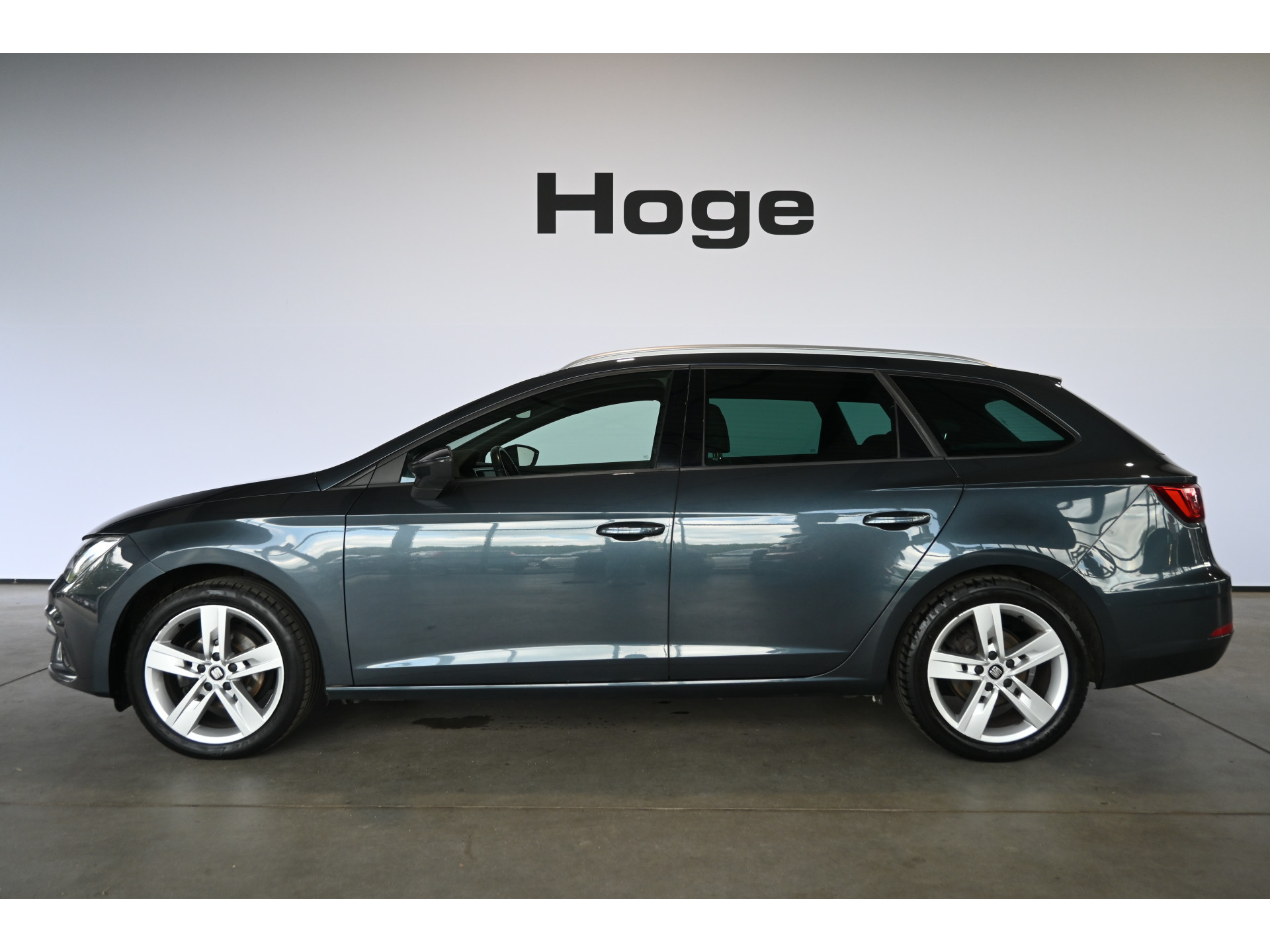SEAT Leon ST 1.0 TSI FR Ultimate Edition Clima Navigatie Stoelverwarming Rijklaarprijs Inruil Mogelijk!