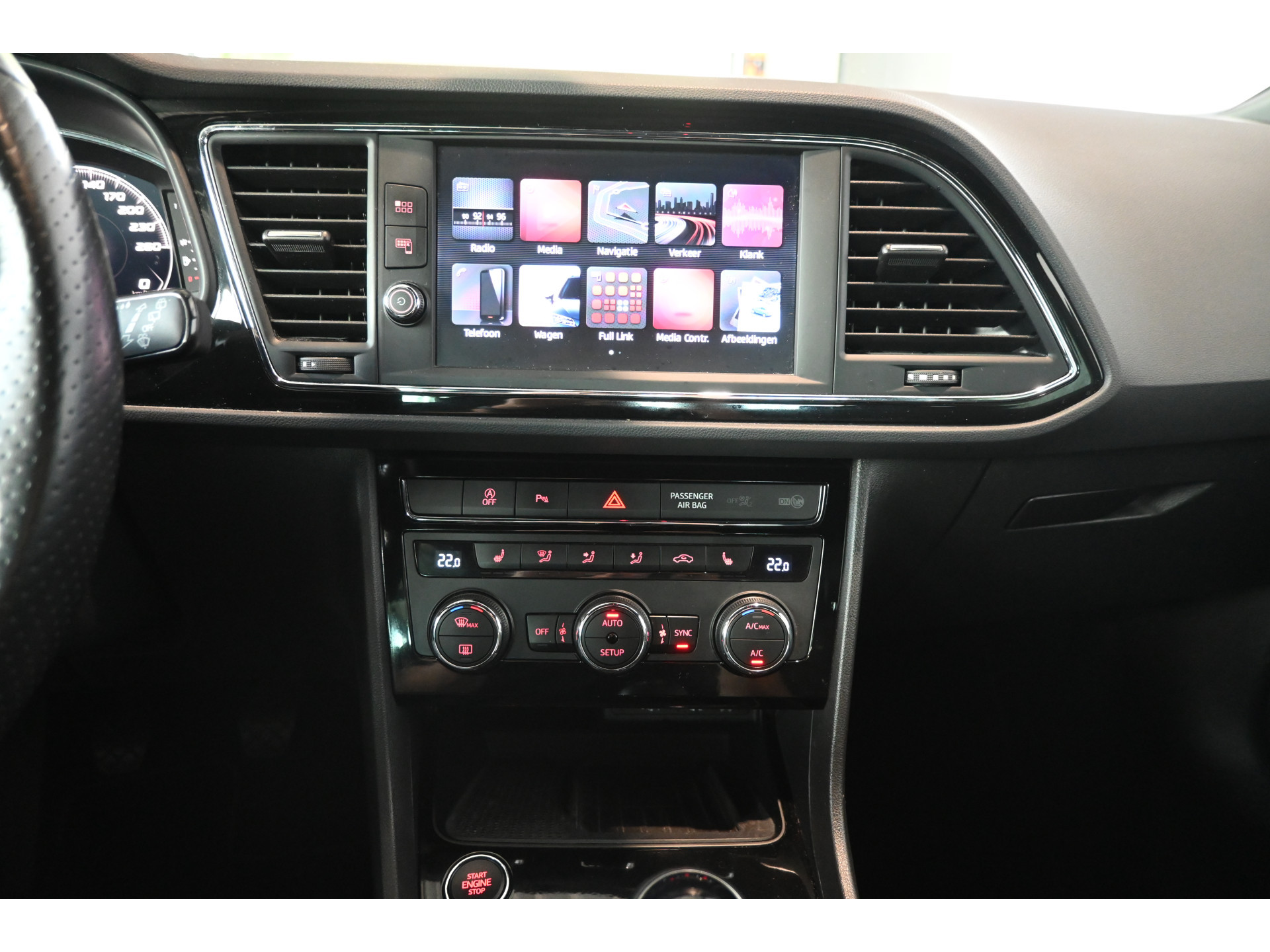 SEAT Leon ST 1.0 TSI FR Ultimate Edition Clima Navigatie Stoelverwarming Rijklaarprijs Inruil Mogelijk!
